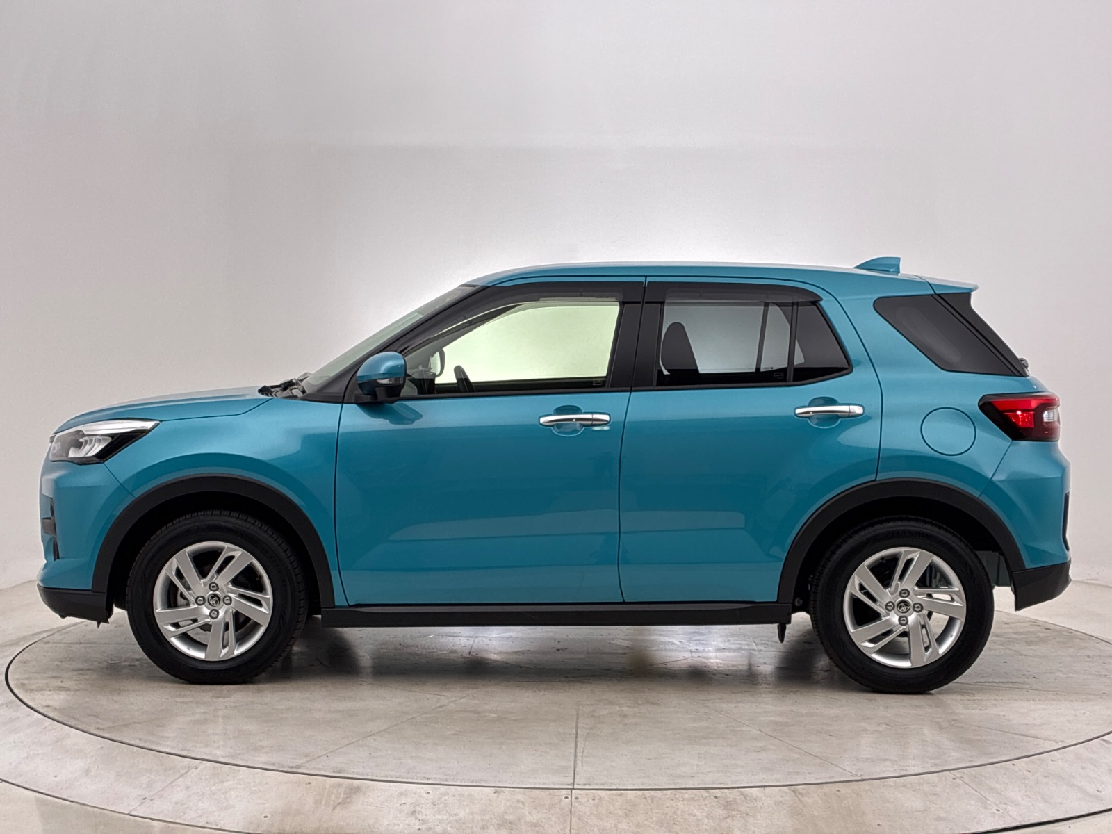 トヨタ RAIZE G GAS 1.2L 2WD(5人乗り) ガソリン 2025年式 ターコイズ