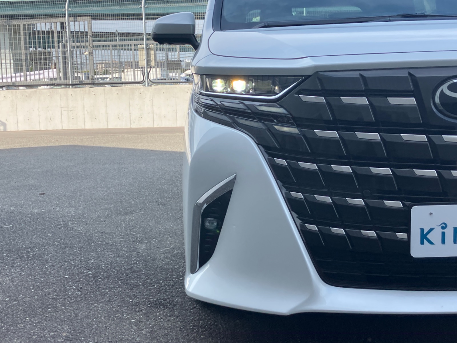 トヨタ アルファード Z HEV 2.5L 2WD(7人乗り) ハイブリッド