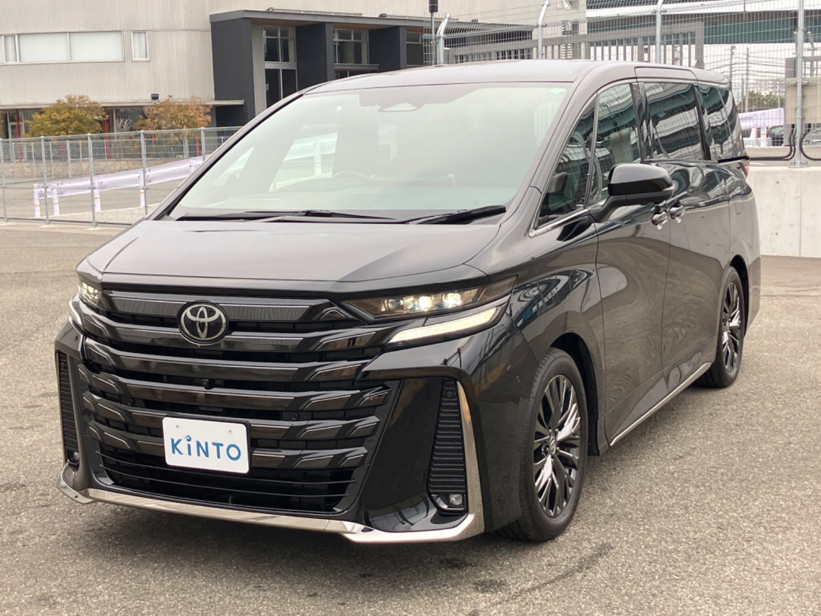 【限定特価】 Premier Z ヴェルファイア トヨタ HEV 2WD(7人乗り 2.5L その他