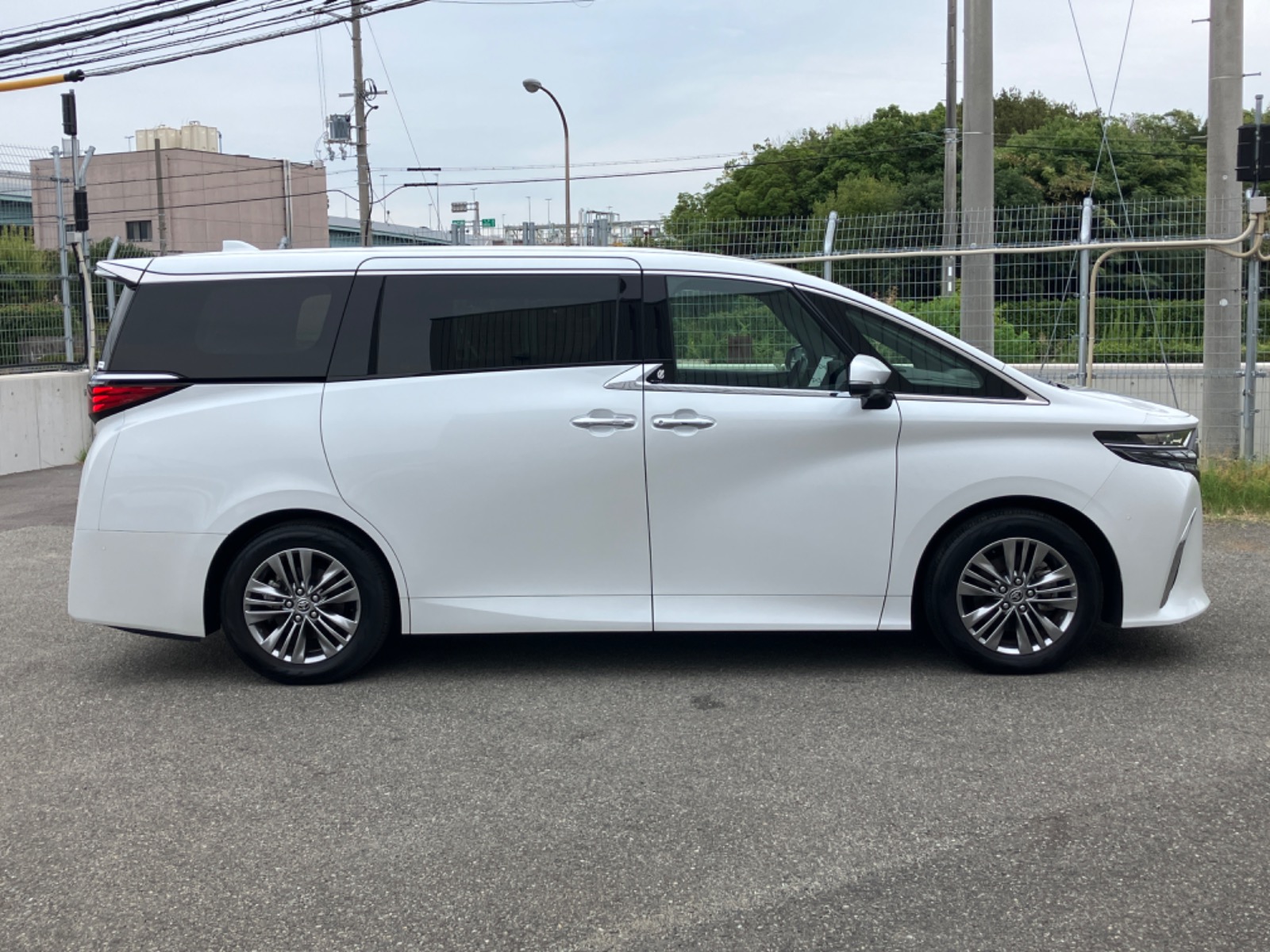 トヨタ アルファード Z HEV 2.5L 4WD(7人乗り) ハイブリッド 2023年式