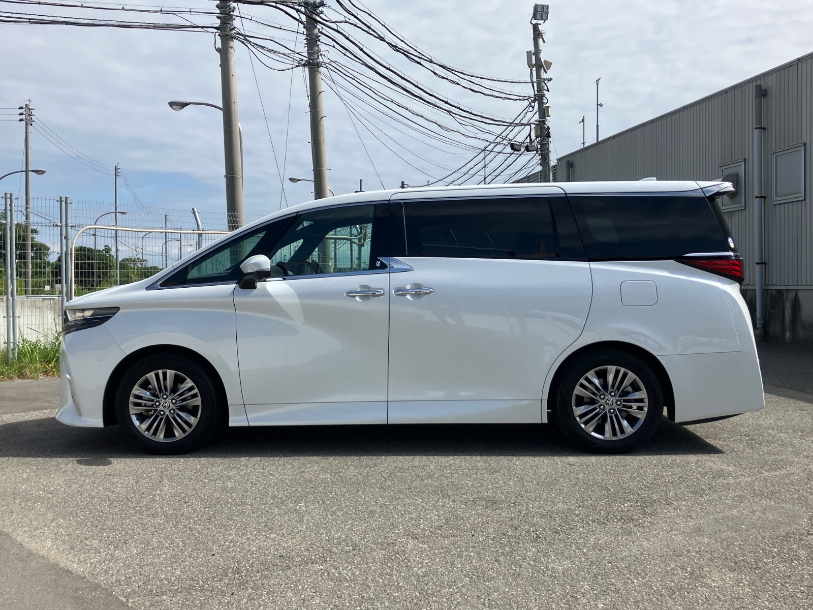 トヨタ アルファード Z HEV 2.5L 4WD(7人乗り) ハイブリッド 2023年式