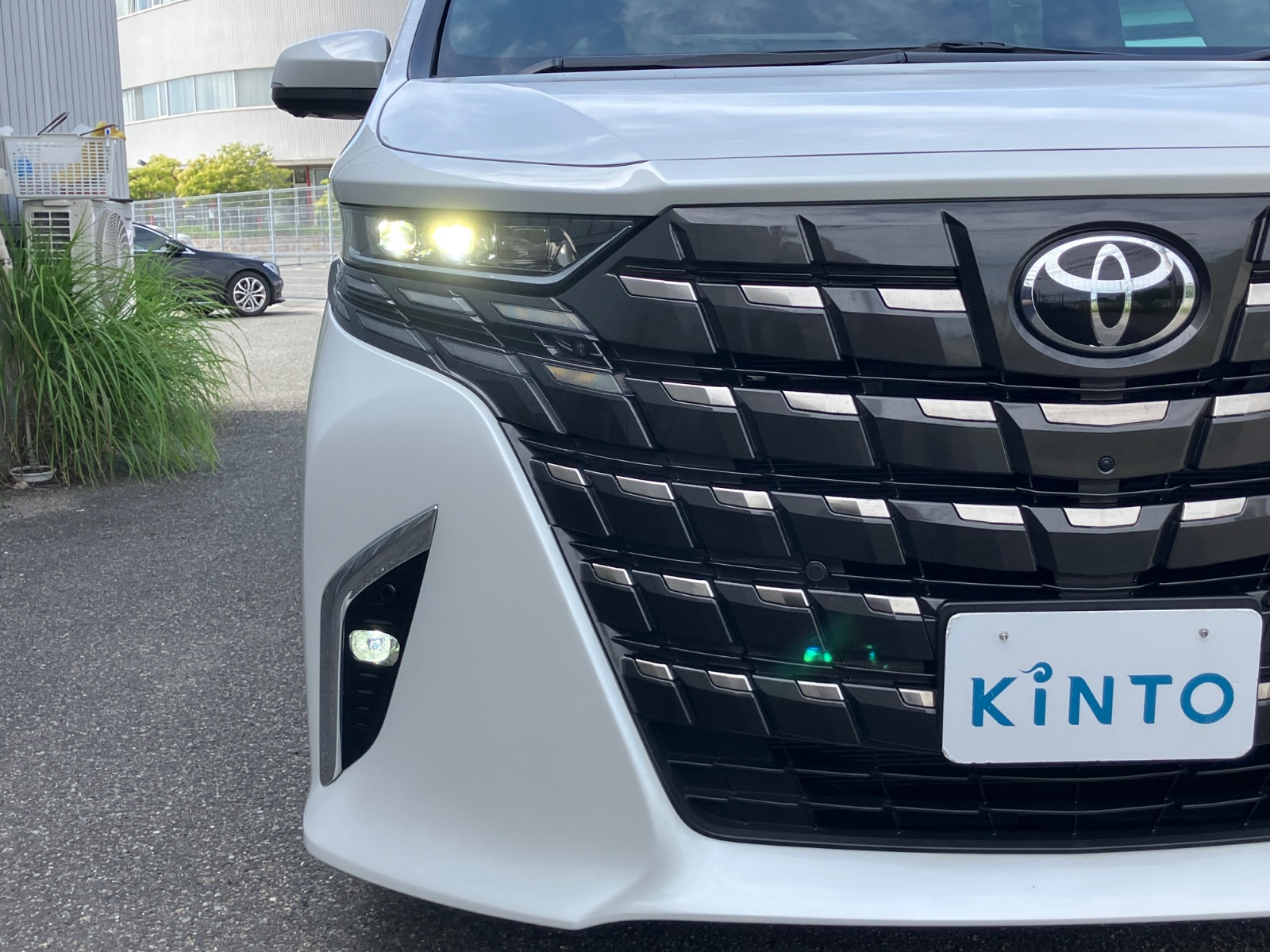 トヨタ アルファード Z HEV 2.5L 4WD(7人乗り) ハイブリッド 2023年式