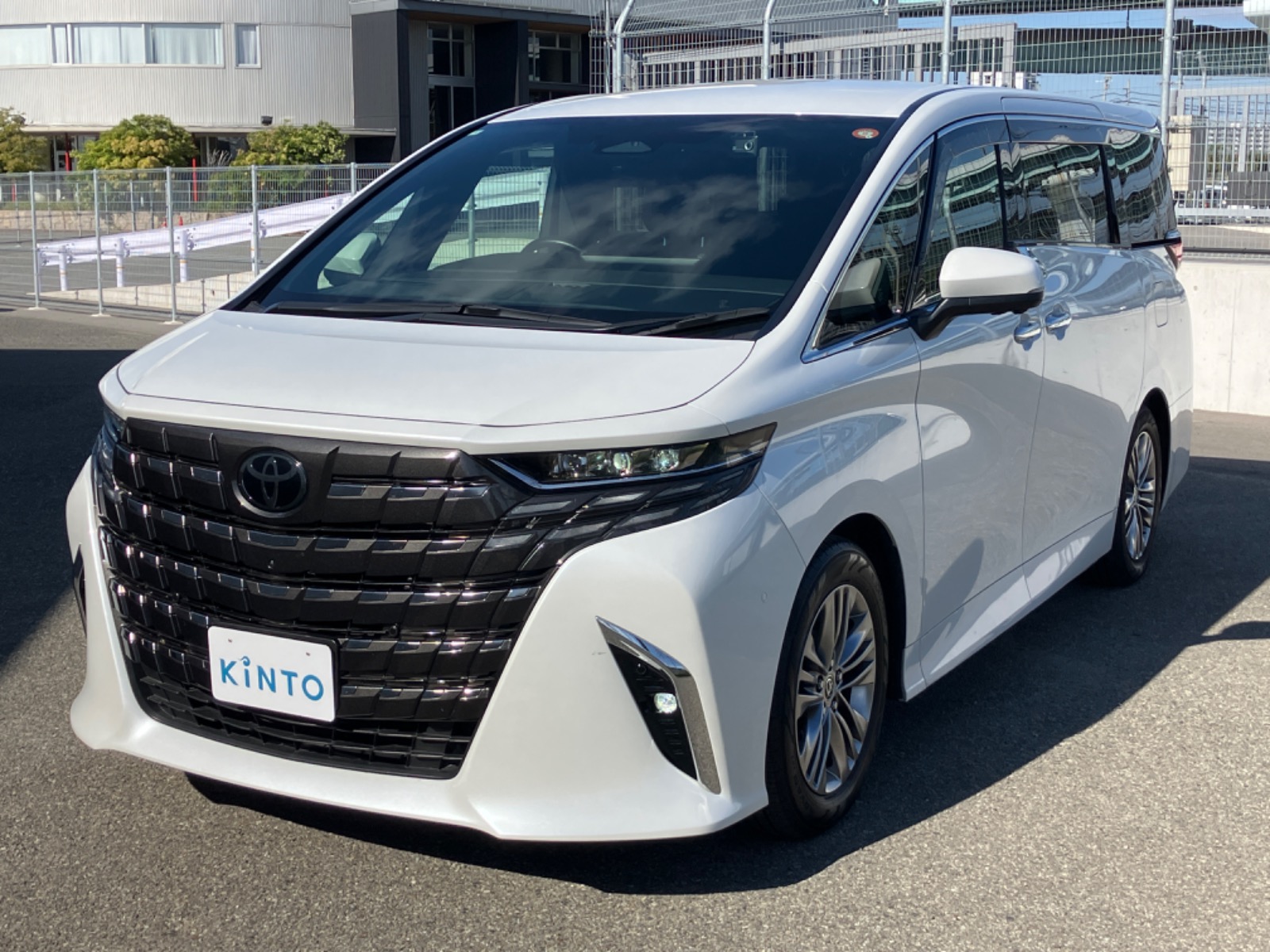 トヨタ アルファード Z HEV 2.5L 4WD(7人乗り) ハイブリッド 2024年式