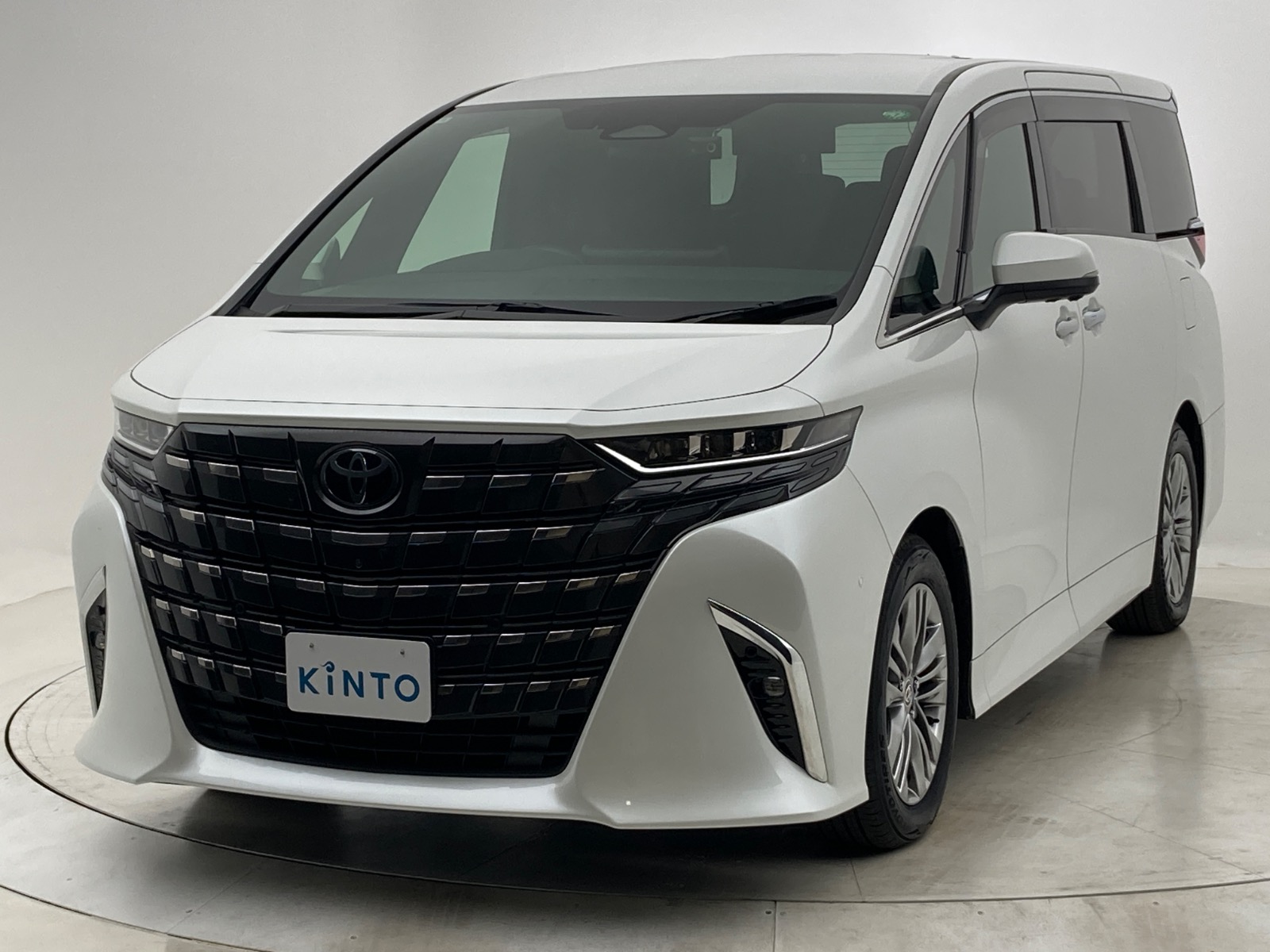 トヨタ アルファード Z HEV 2.5L 4WD(7人乗り) ハイブリッド