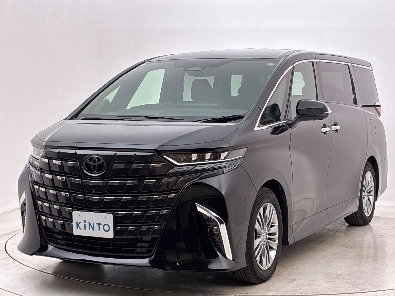 自家用アルファード　 トヨタ アルファード Z HEV 2.5L 4WD(7人乗り) ハイブリッド 2025年式