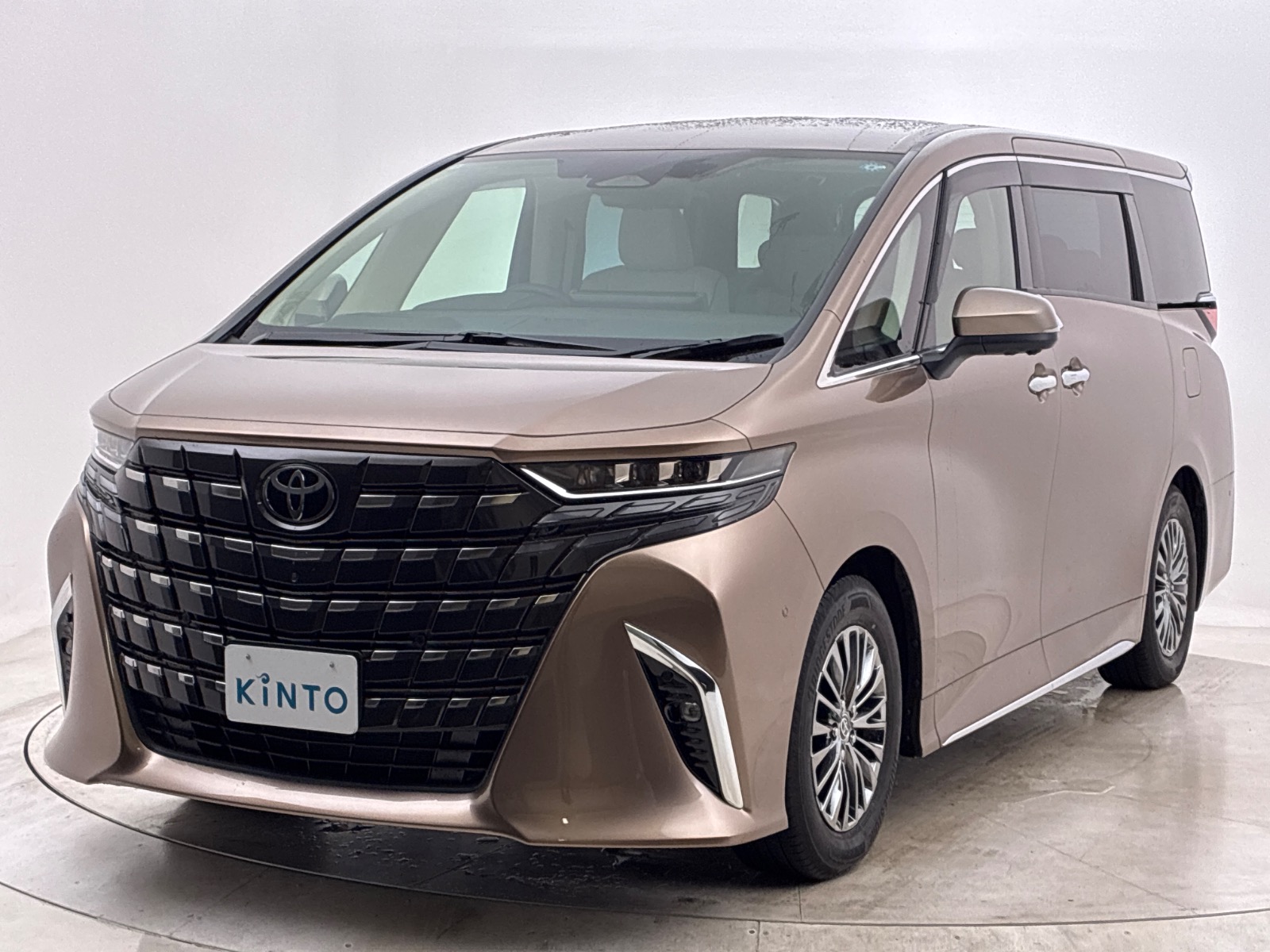 トヨタ アルファード | 維持費コミの新車リース月額・納期をチェック