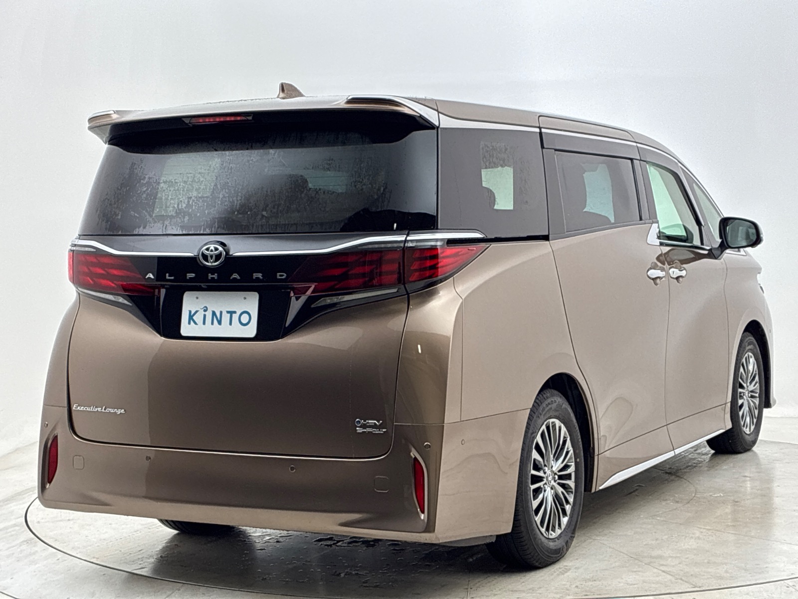 トヨタ アルファード Executive Lounge HEV 2.5L 4WD(7人乗り