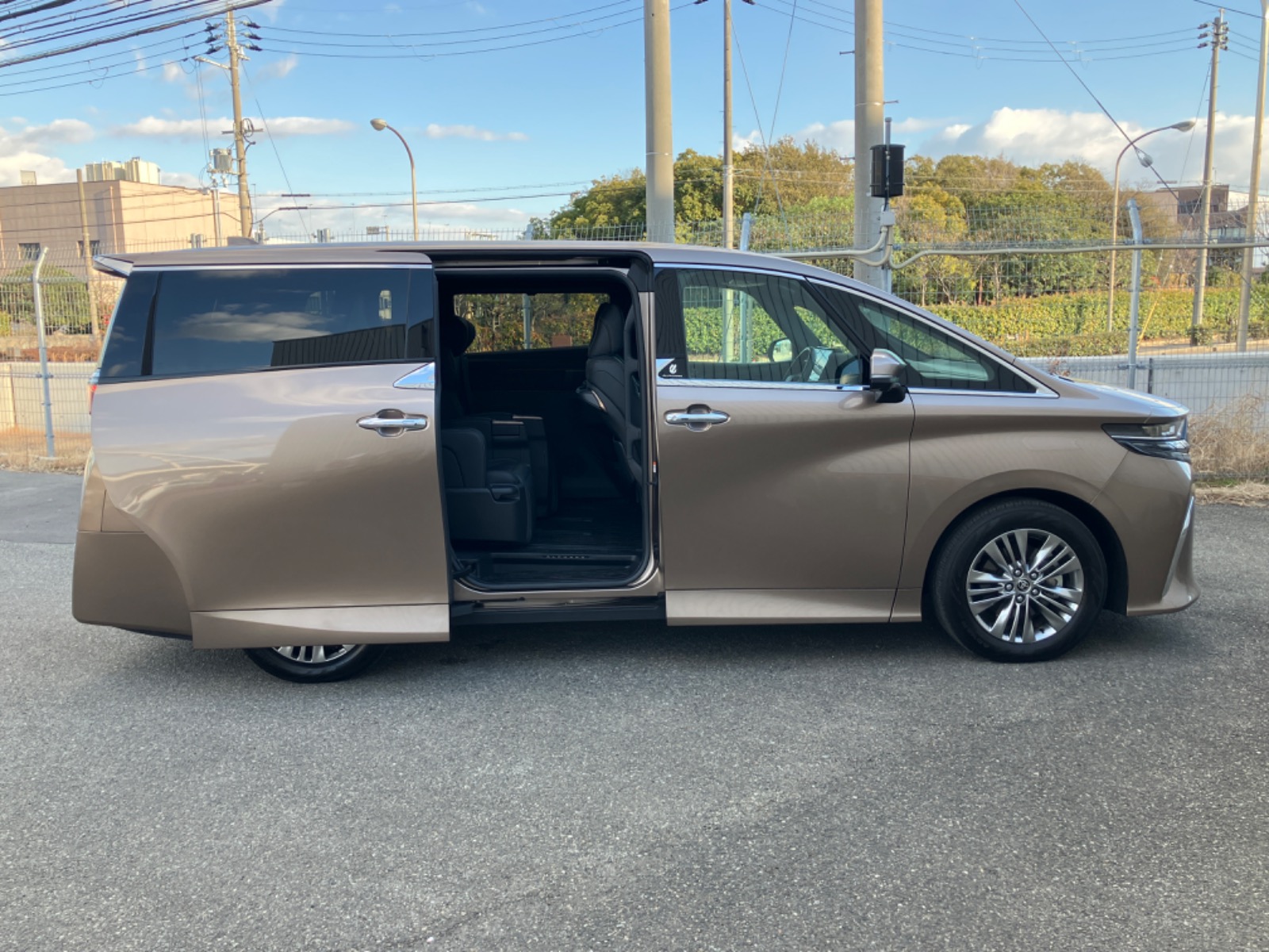 トヨタ アルファード Z GAS 2.5L 2WD(7人乗り) ガソリン 2024年式