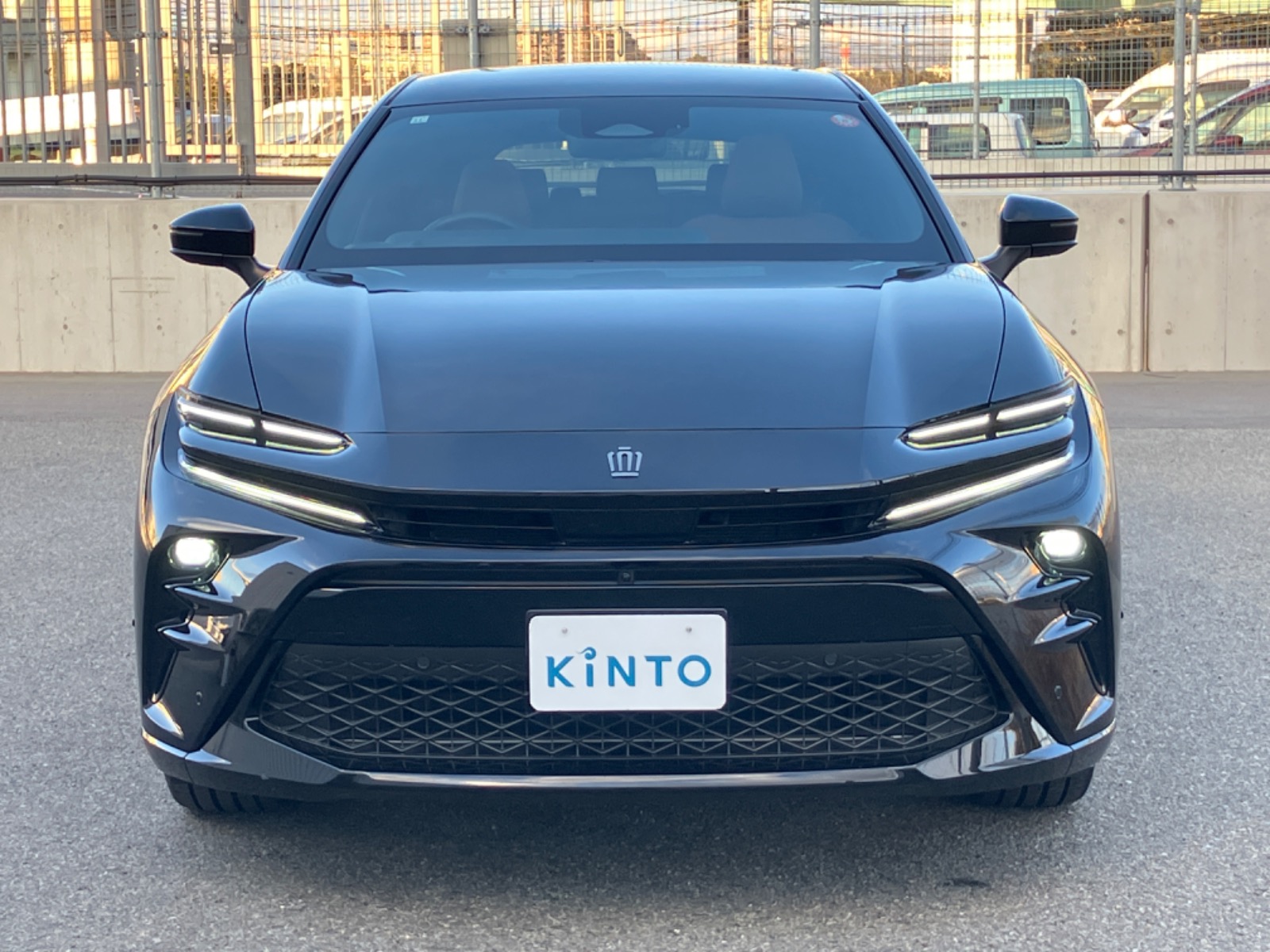 トヨタ クラウン SPORT Z HEV 2.5L 4WD(5人乗り) ハイブリッド 2023年