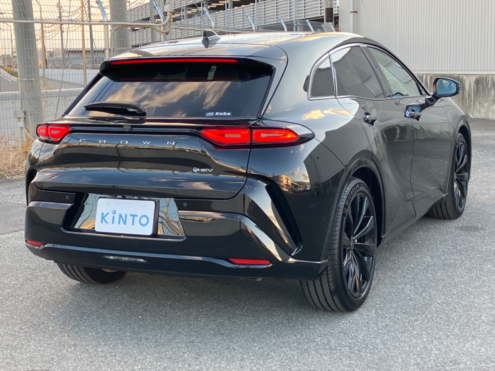 トヨタ クラウン SPORT Z HEV 2.5L 4WD(5人乗り) ハイブリッド 2023年