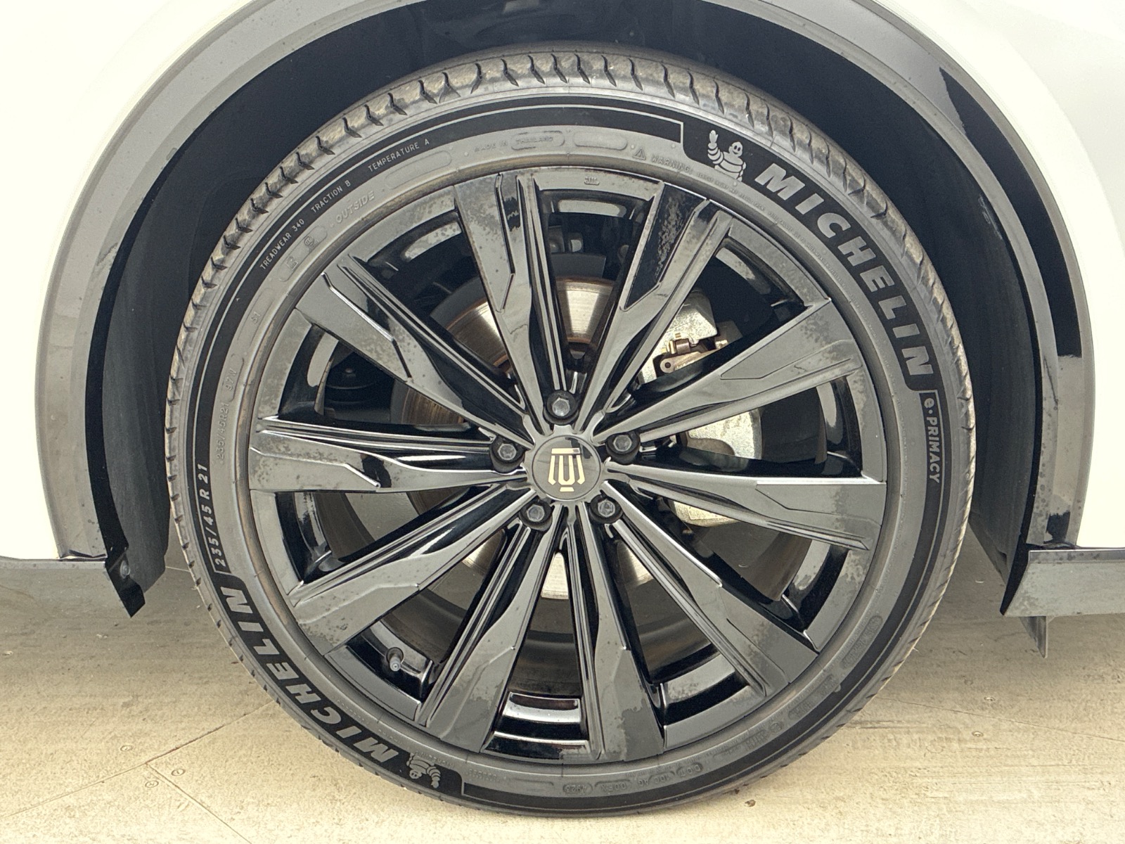 トヨタ クラウン SPORT Z HEV 2.5L 4WD(5人乗り) ハイブリッド 2024年