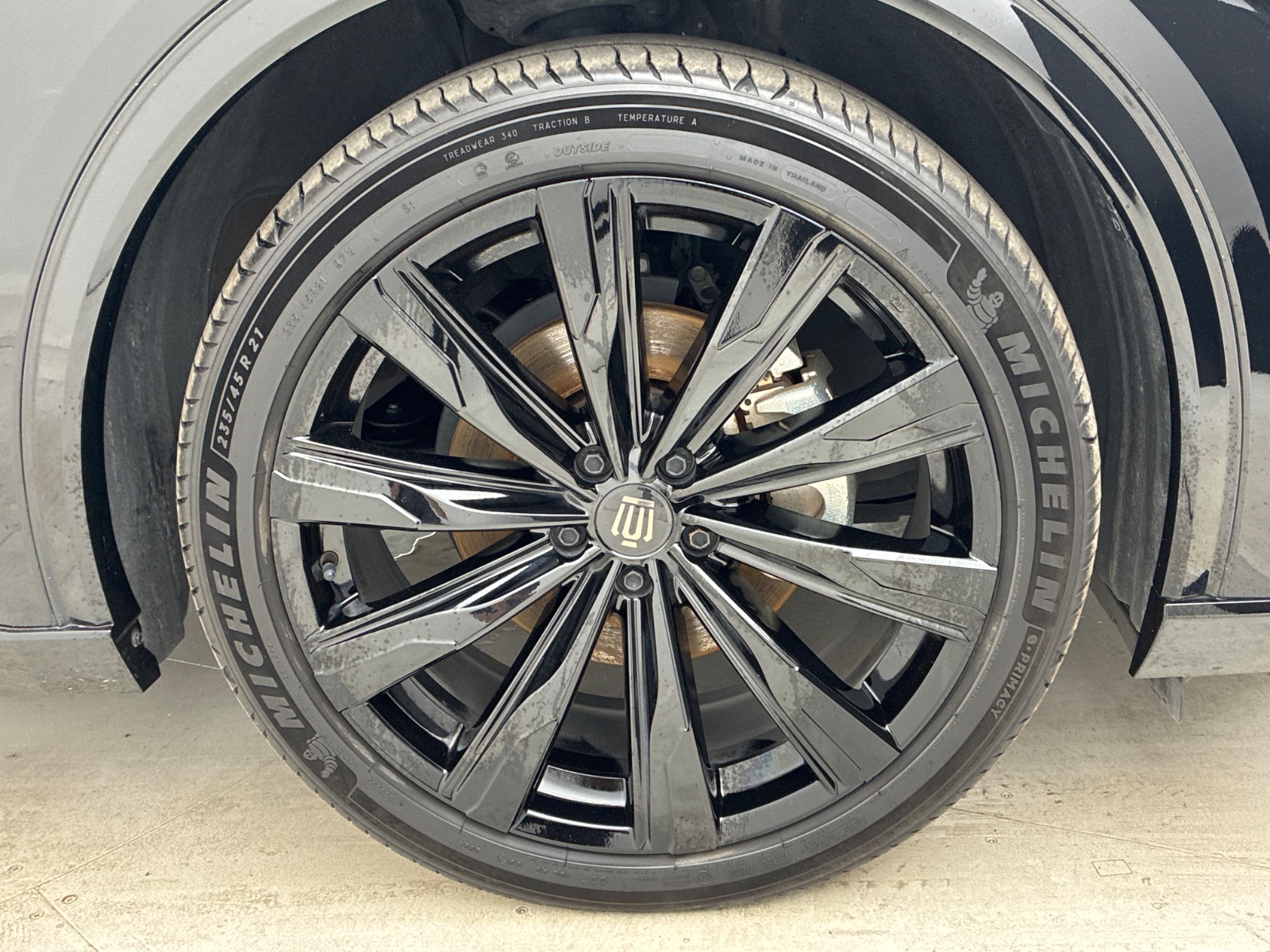 トヨタ クラウン SPORT Z HEV 2.5L 4WD(5人乗り) ハイブリッド 2024年