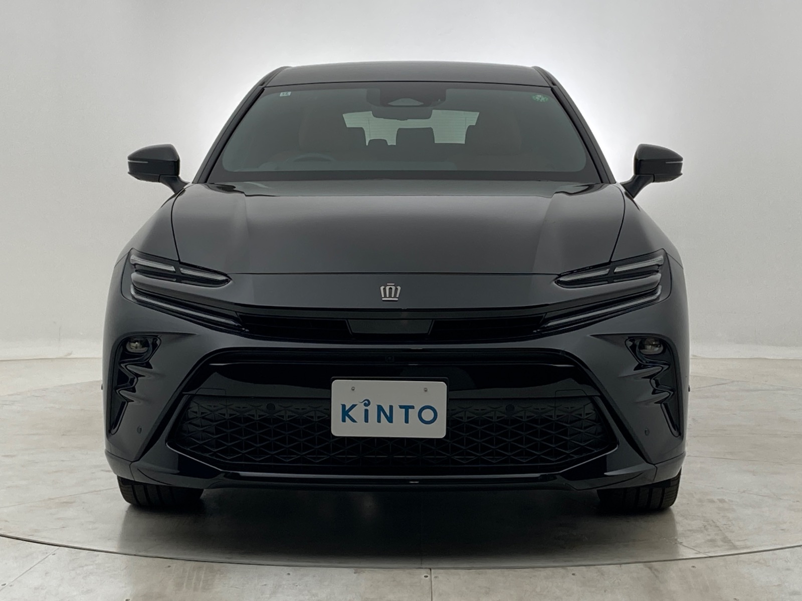 トヨタ クラウン SPORT Z HEV 2.5L 4WD(5人乗り) ハイブリッド 2024年