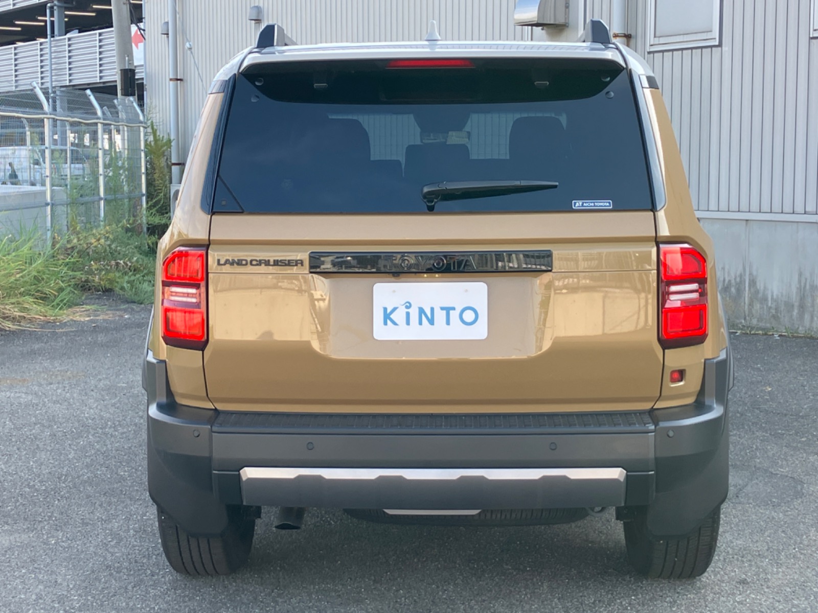 トヨタ ランドクルーザー ZX DSL 2.8L 4WD(7人乗り) ※ツートーン