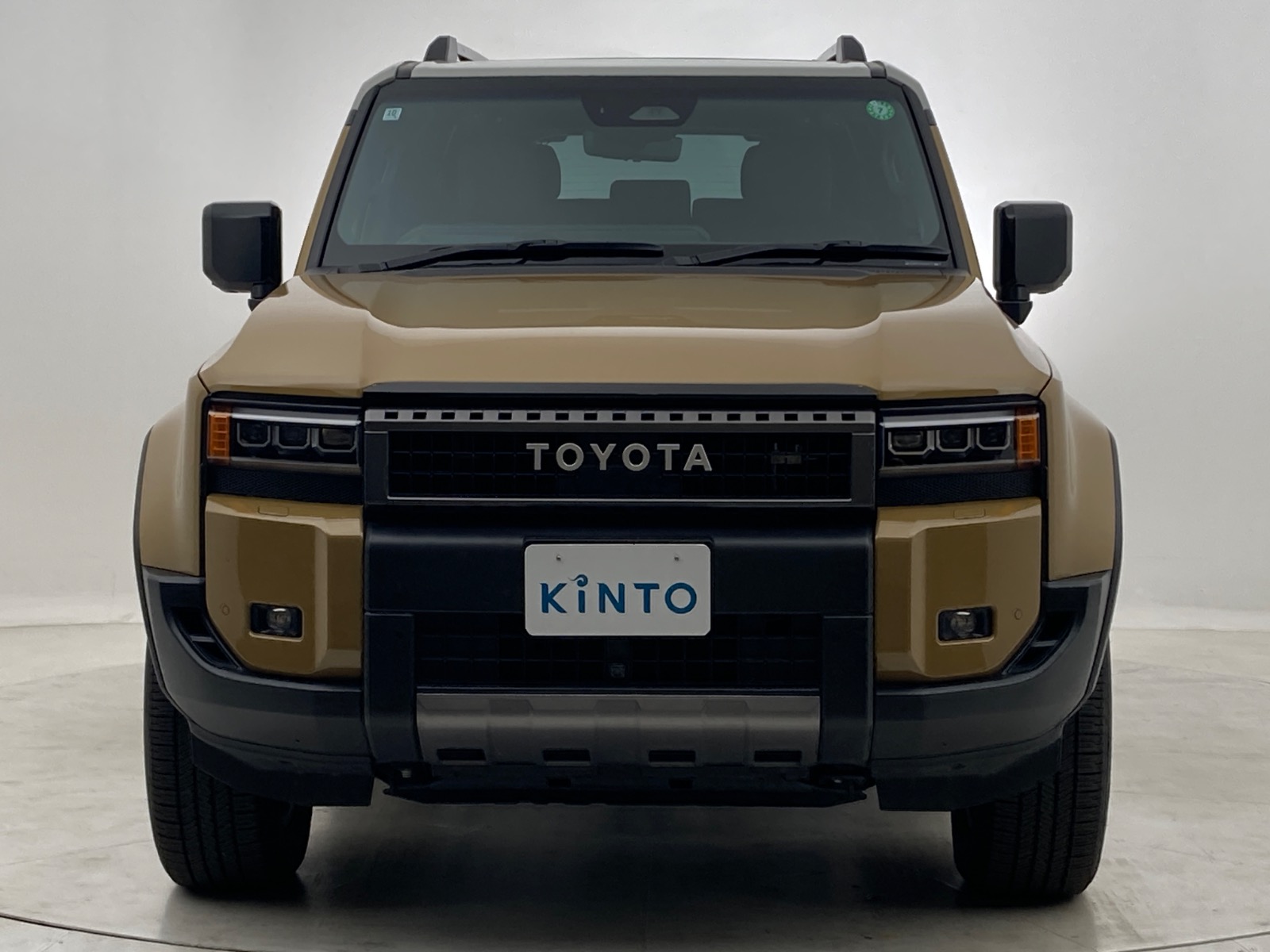 トヨタ ランドクルーザー ZX DSL 2.8L 4WD(7人乗り) ※ツートーン仕様車