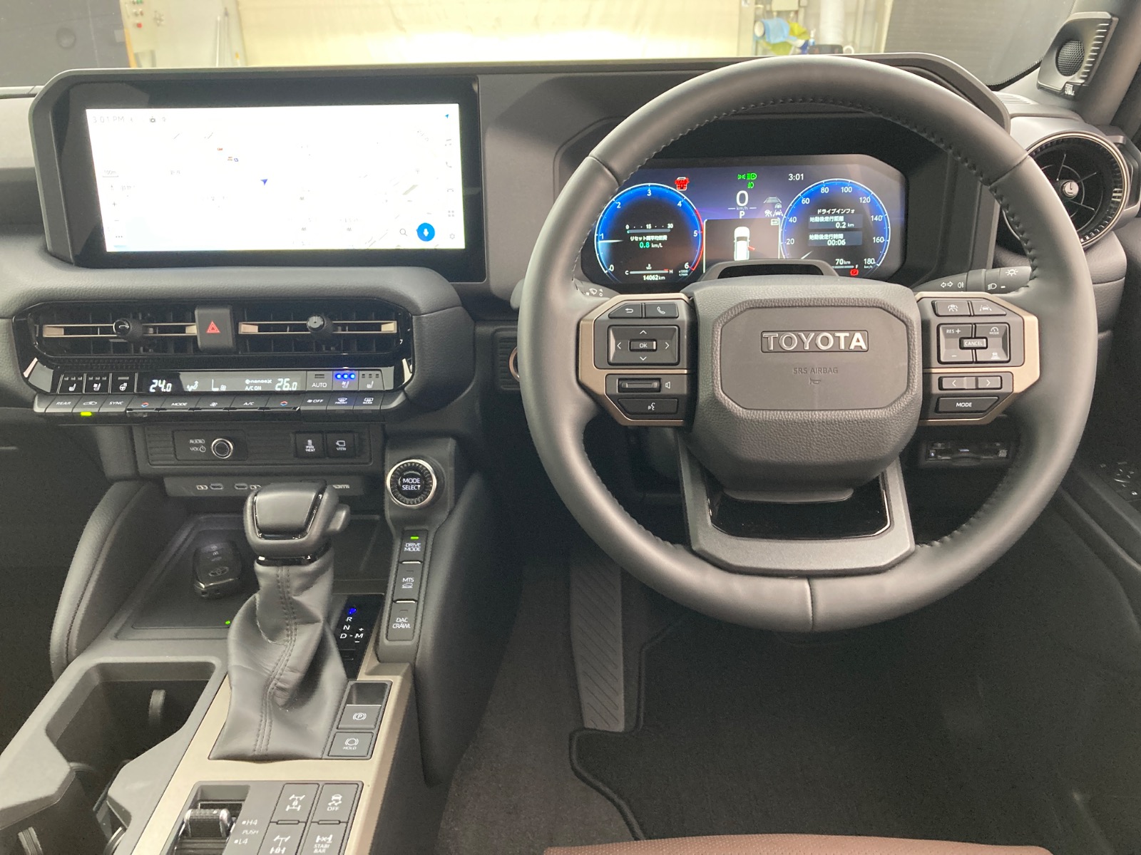 トヨタ ランドクルーザー ZX DSL 2.8L 4WD(7人乗り) ※ツートーン仕様車