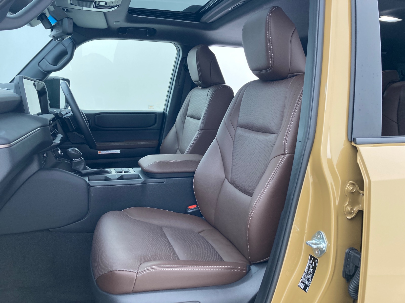 らんブルー24サイズ トヨタ ランドクルーザー ZX DSL 2.8L 4WD(7人乗り) ※ツートーン仕様車