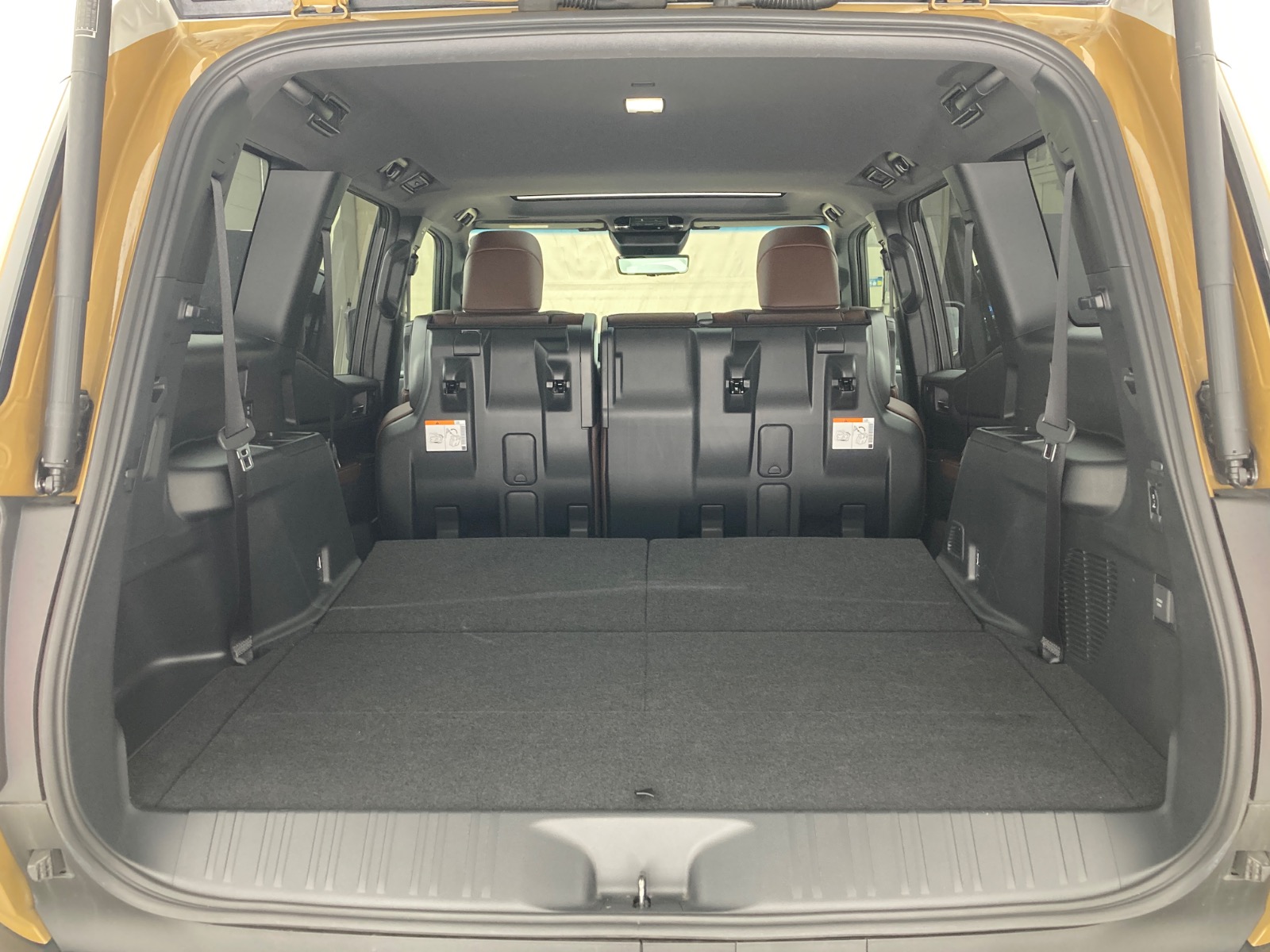 トヨタ ランドクルーザー ZX DSL 2.8L 4WD(7人乗り) ※ツートーン仕様車