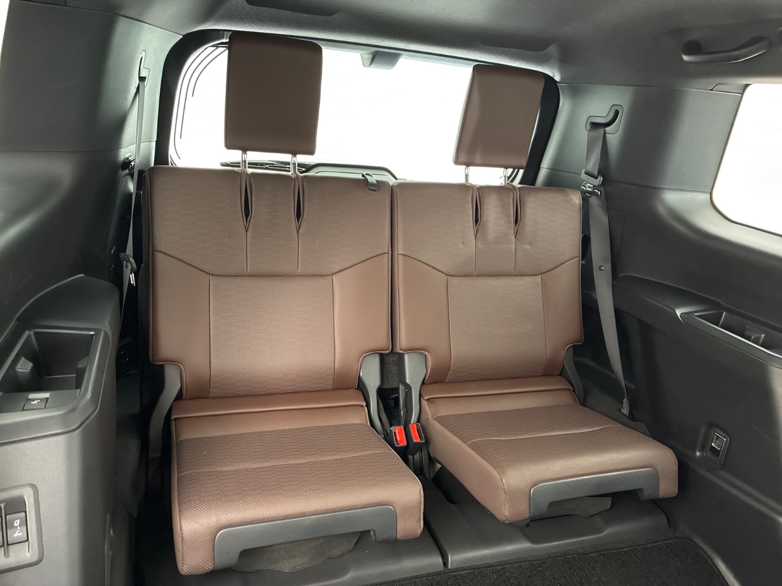 トヨタ ランドクルーザー ZX DSL 2.8L 4WD(7人乗り) ※モノトーン仕様車