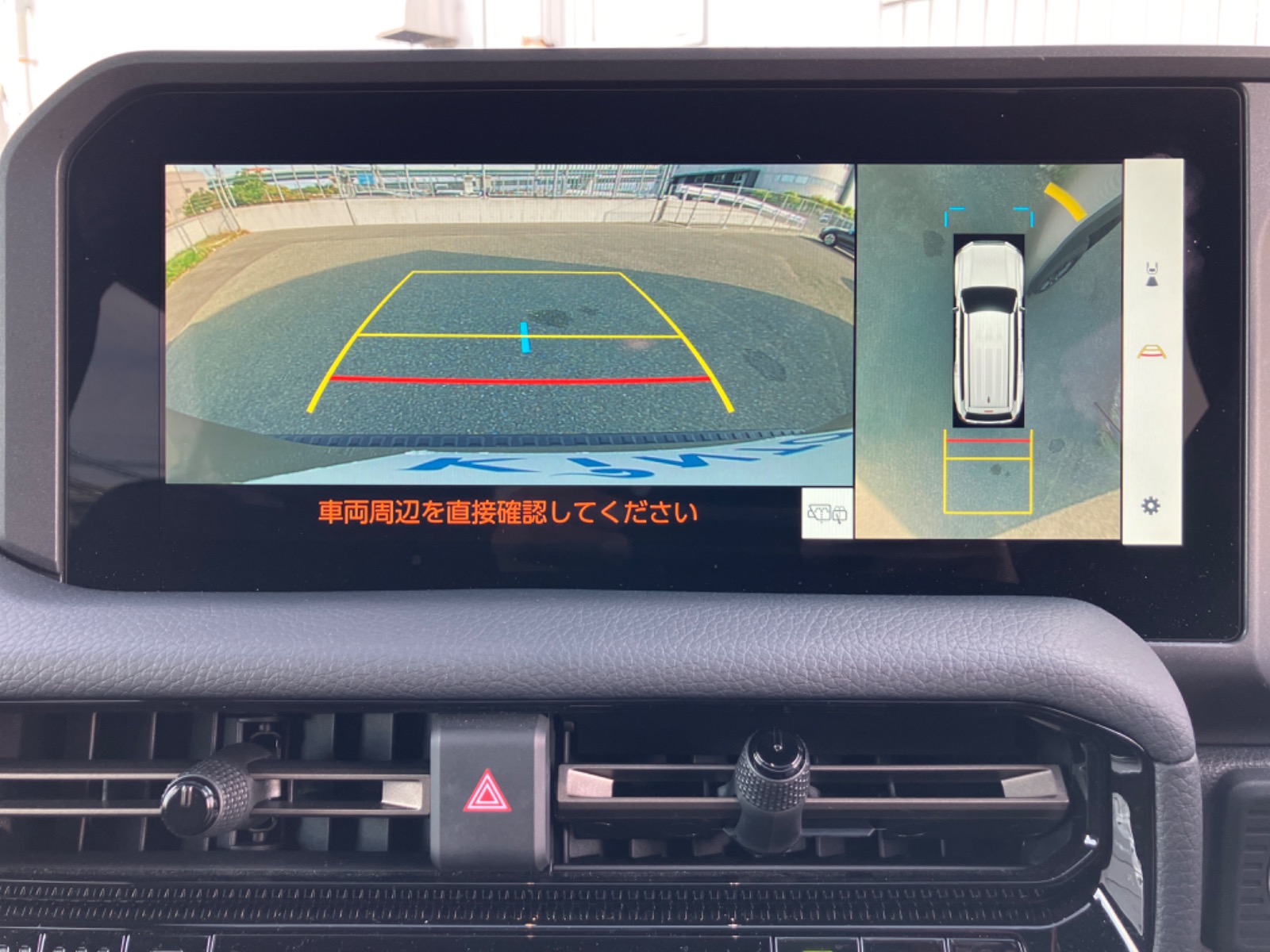 トヨタ ランドクルーザー ZX DSL 2.8L 4WD(7人乗り) ※モノトーン仕様車