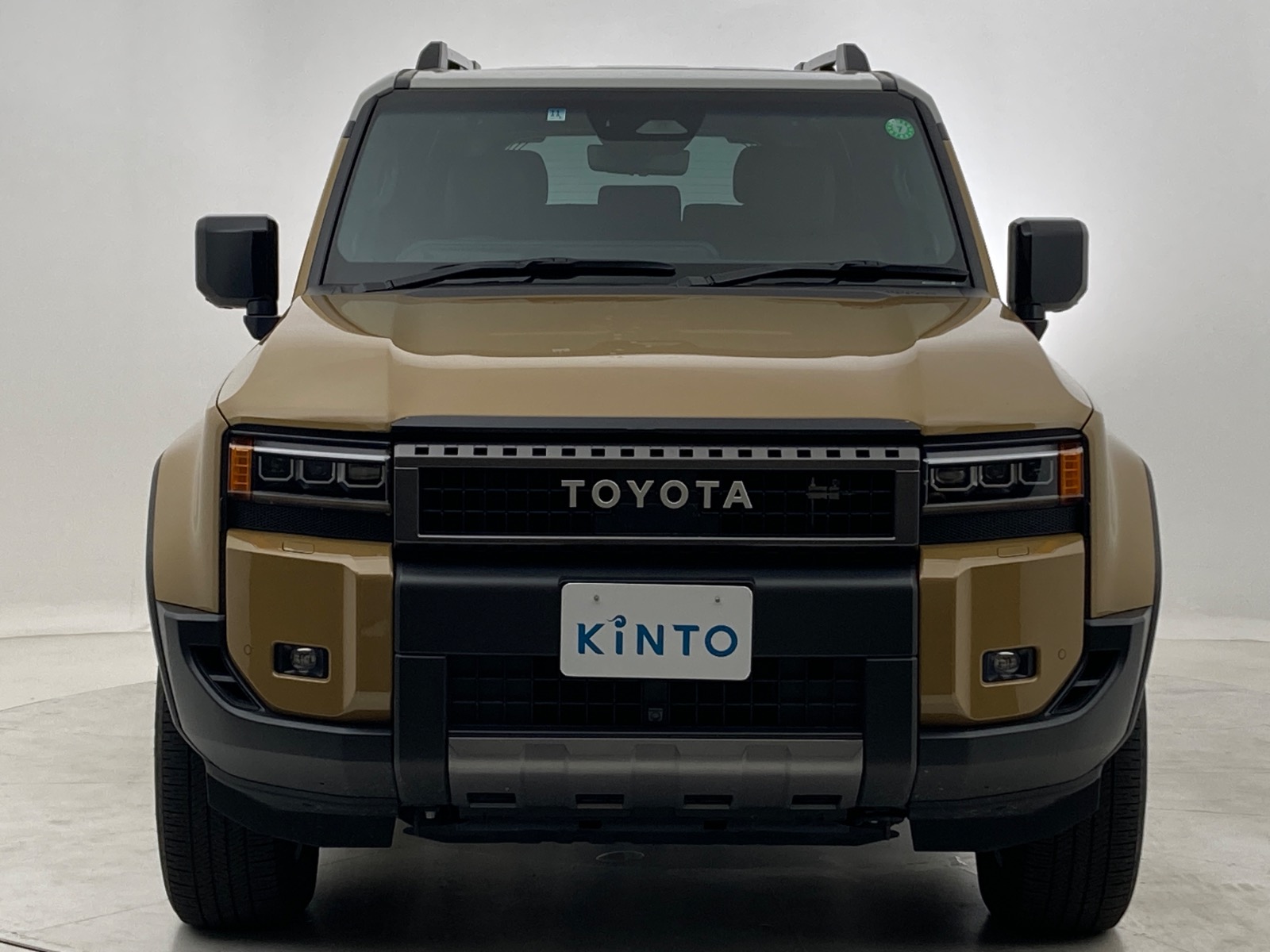 トヨタ ランドクルーザー ZX DSL 2.8L 4WD(7人乗り) ※ツートーン