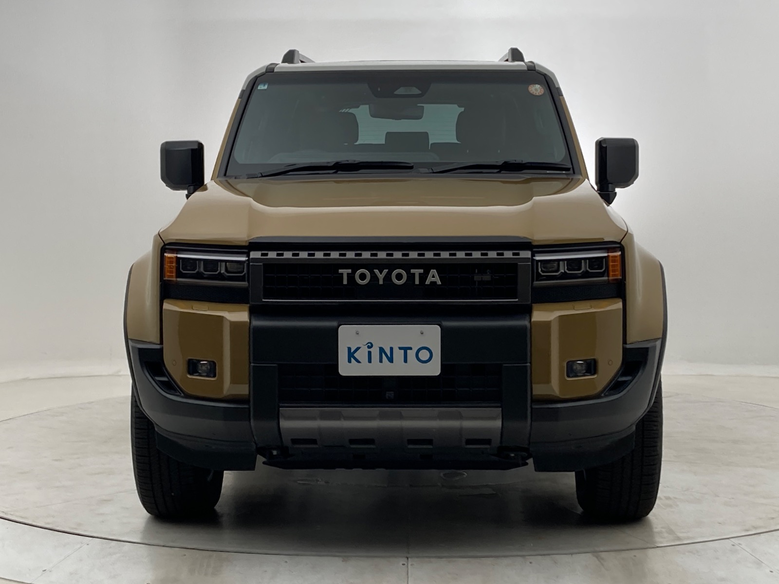 トヨタ ランドクルーザー ZX DSL 2.8L 4WD(7人乗り) ※ツートーン