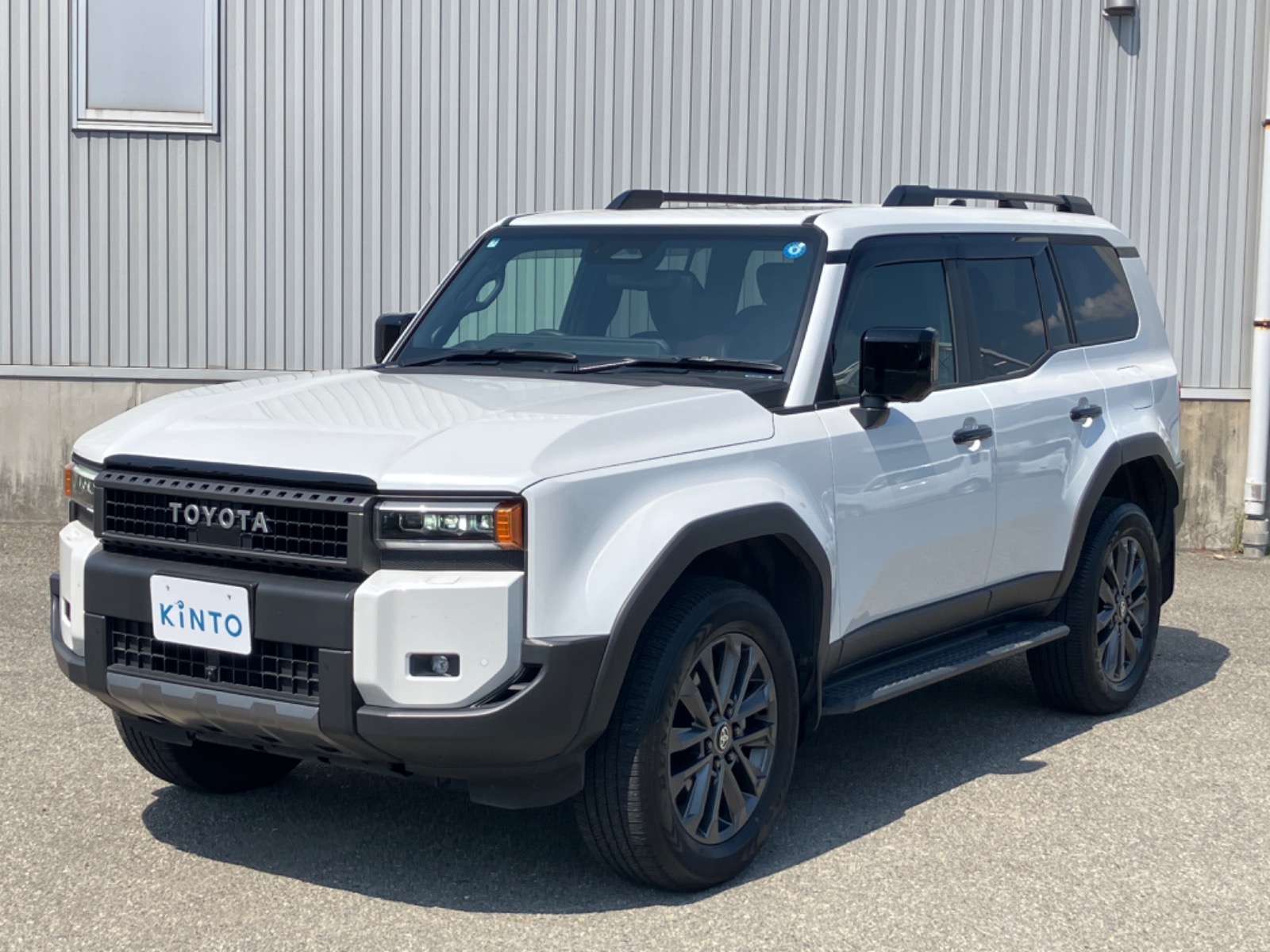 トヨタ ランドクルーザー ZX DSL 2.8L 4WD(7人乗り) ※モノトーン仕様車