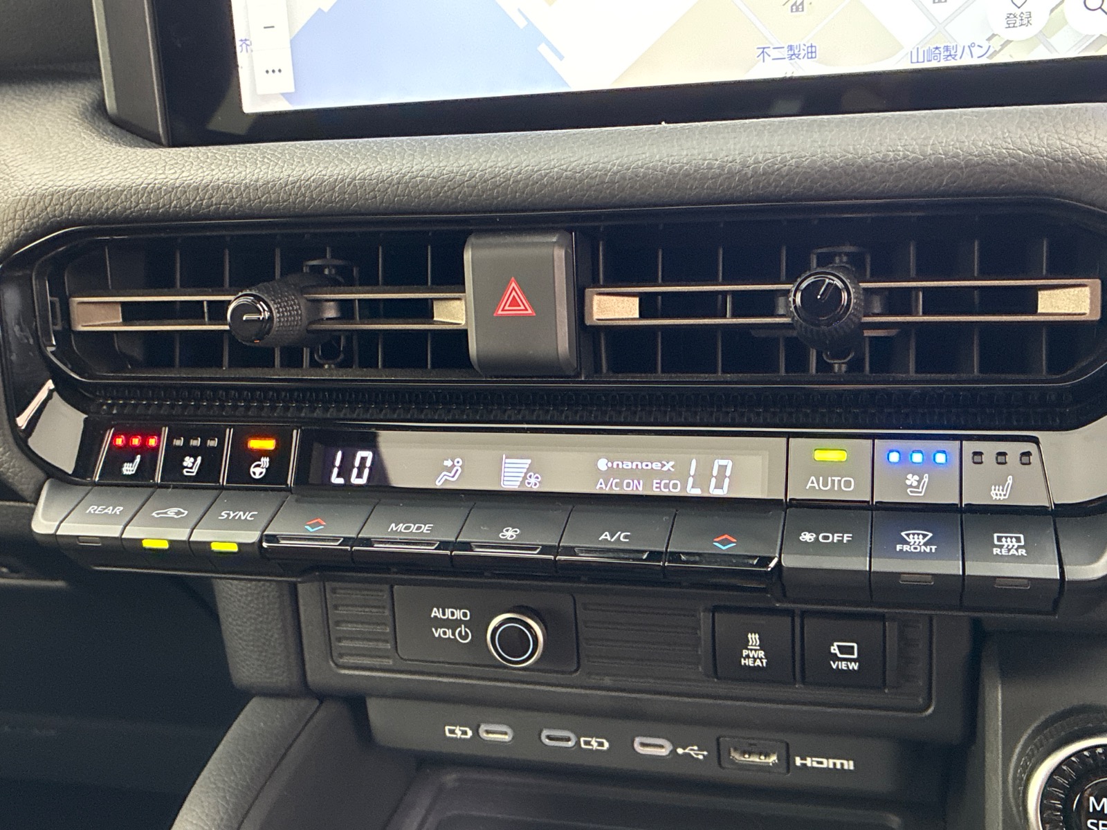 トヨタ ランドクルーザー ZX DSL 2.8L 4WD(7人乗り) ※モノトーン仕様車