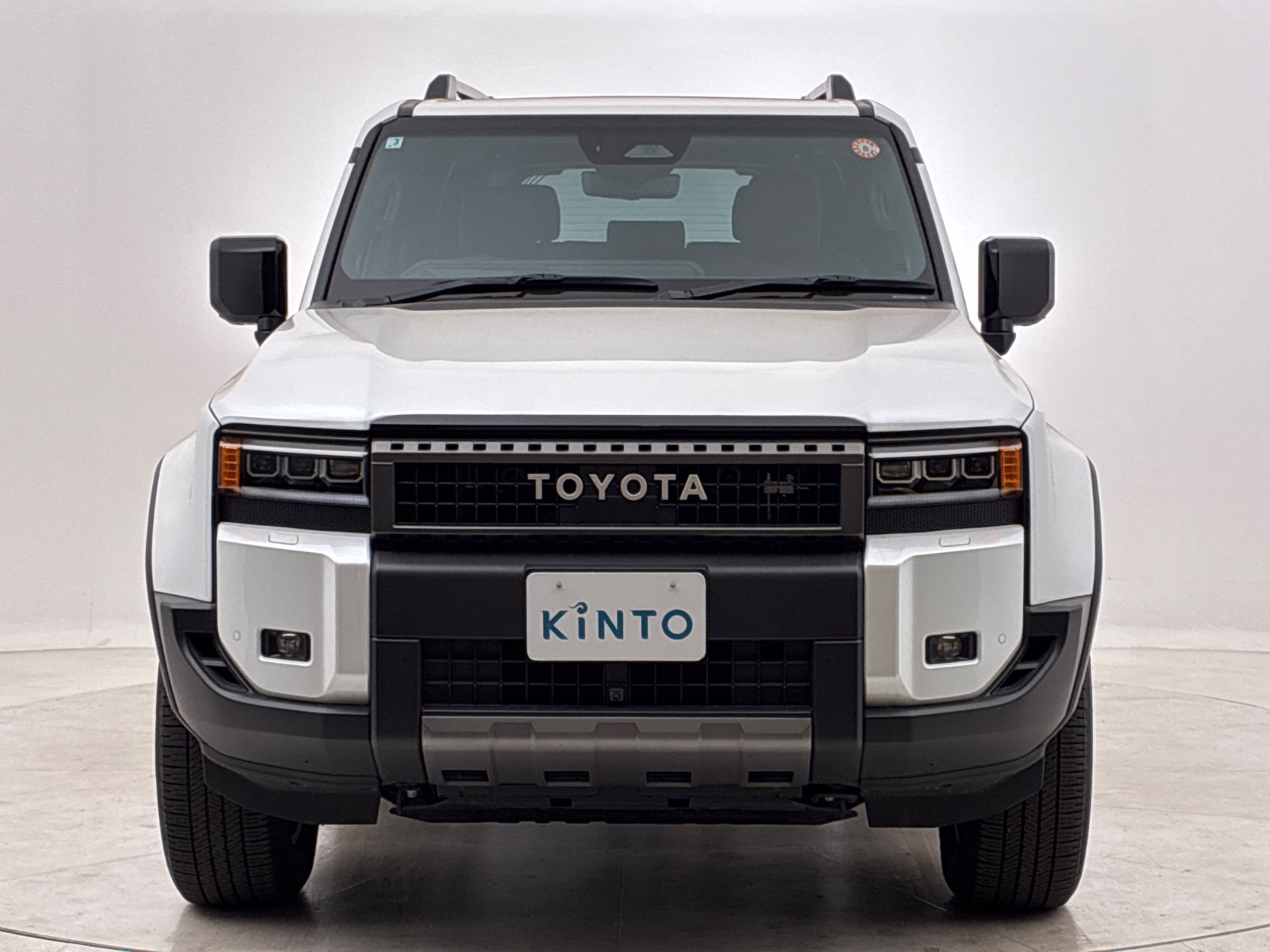 トヨタ ランドクルーザー ZX DSL 2.8L 4WD(7人乗り) ※モノトーン仕様車