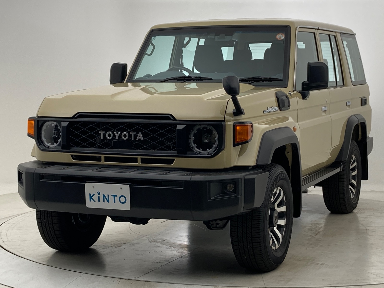 ふみ。 トヨタ ランドクルーザー AX DSL 2.8L+ターボ 4WD(5人乗り) ディーゼル