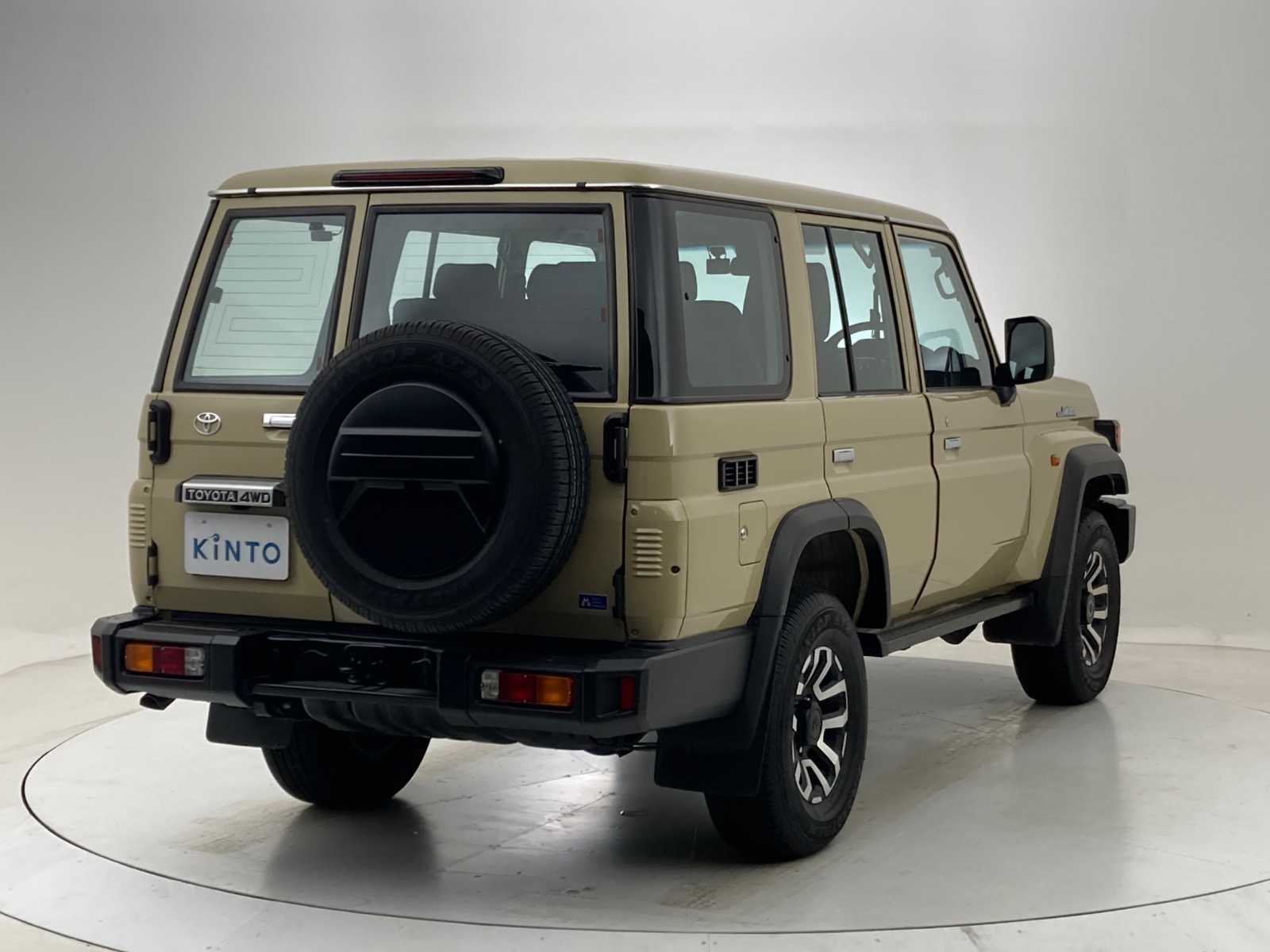 トヨタ ランドクルーザー AX DSL 2.8L+ターボ 4WD(5人乗り
