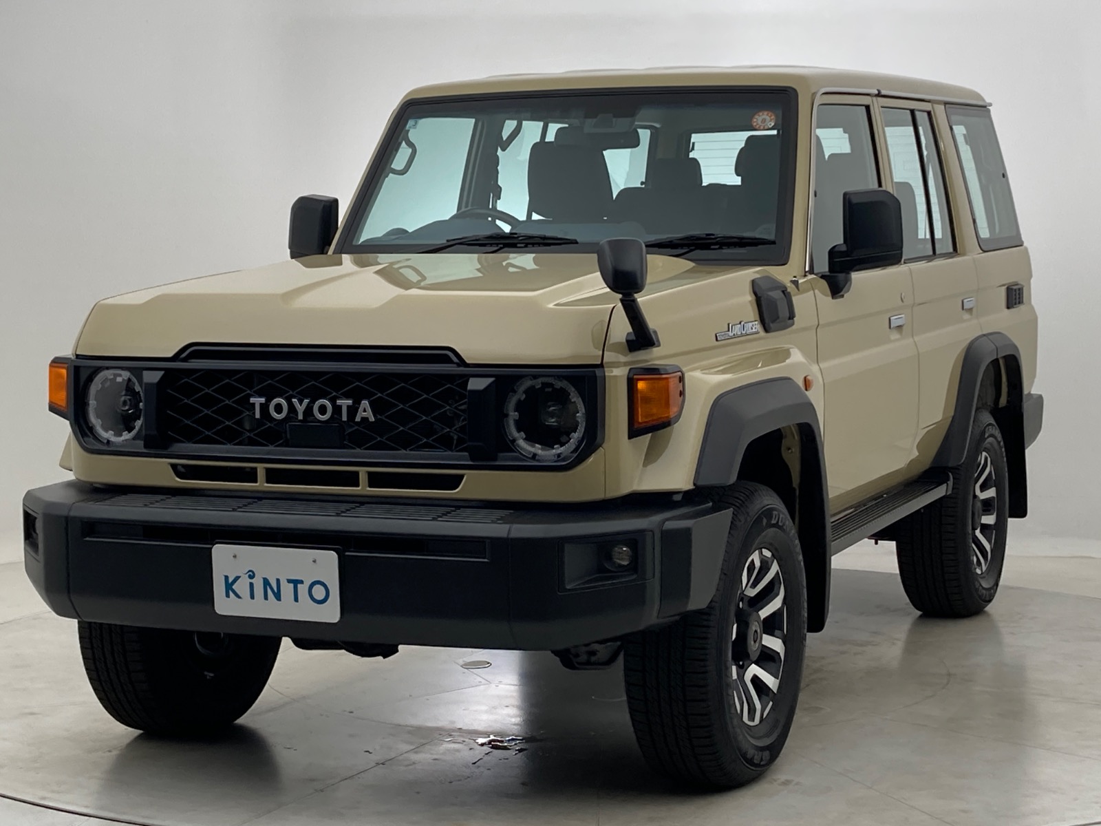 トヨタ ランドクルーザー AX DSL 2.8L+ターボ 4WD(5人乗り) ディーゼル