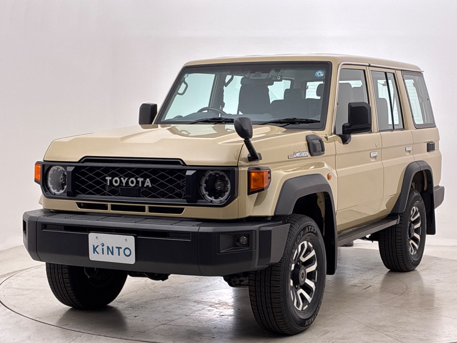 トヨタ ランドクルーザー AX DSL 2.8L+ターボ 4WD(5人乗り) ディーゼル