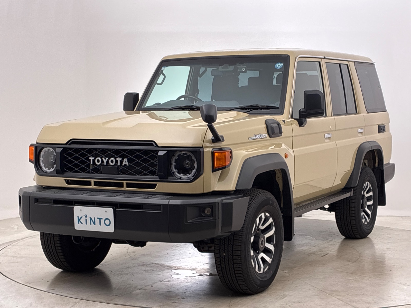 トヨタ ランドクルーザー“70” | 維持費コミの新車リース月額・納期を