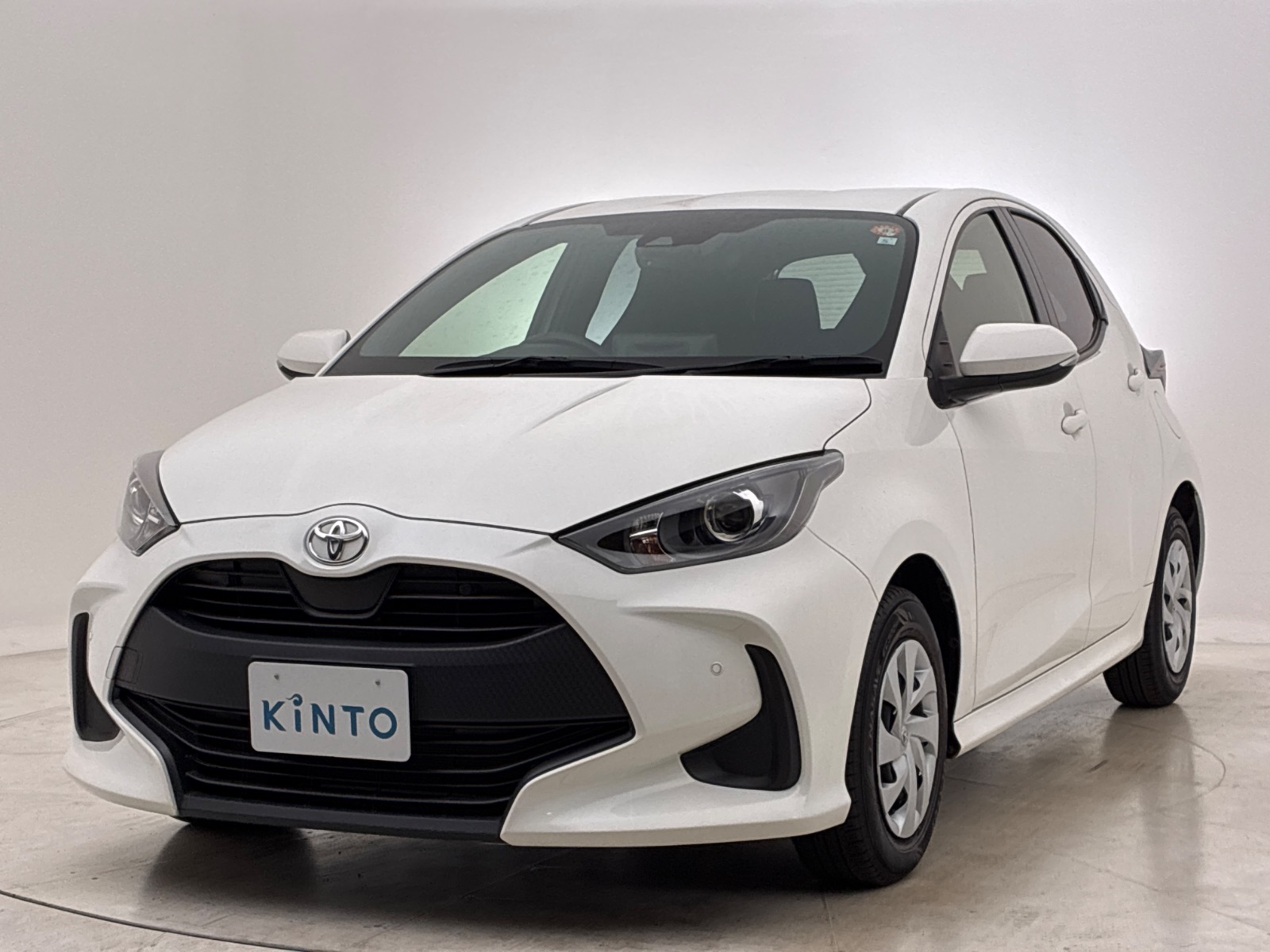 トヨタ ヤリス X GAS 1.0L 2WD(5人乗り) ガソリン 2023年式 スーパー