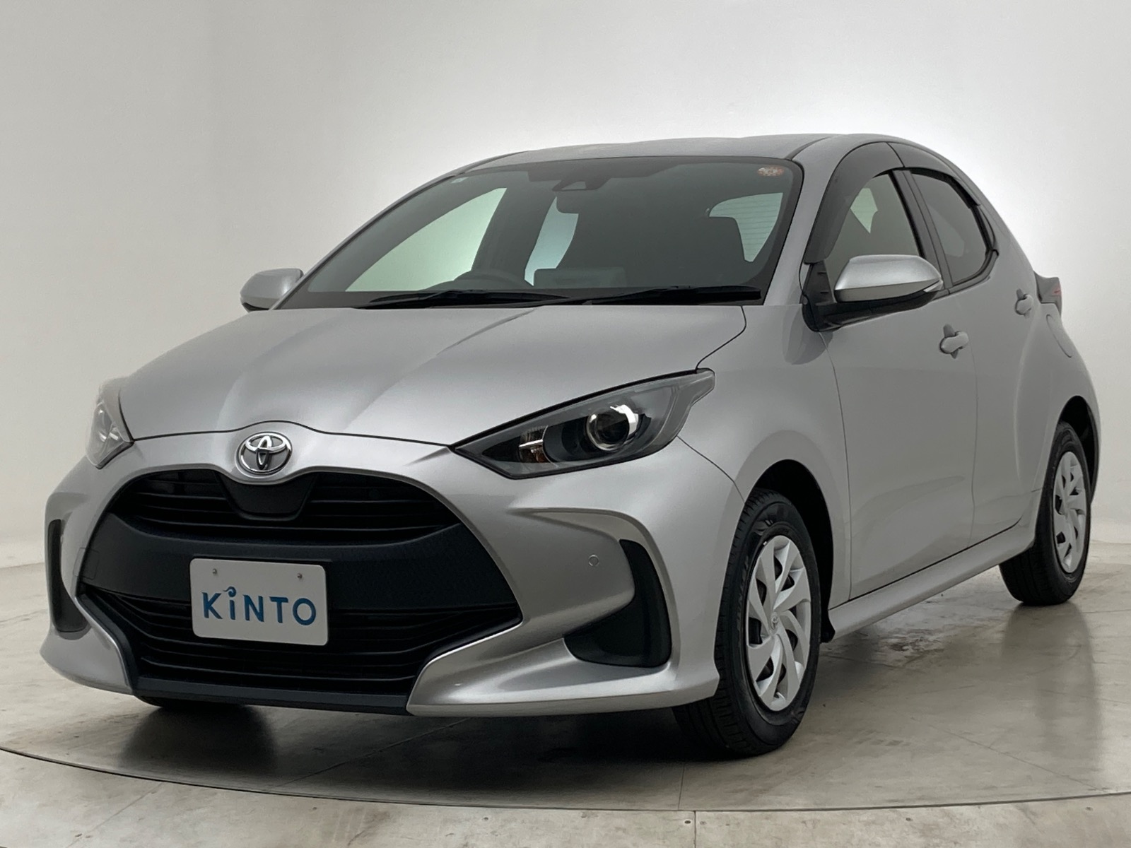 トヨタ ヤリス X GAS 1.0L 2WD(5人乗り) ガソリン 2023年式