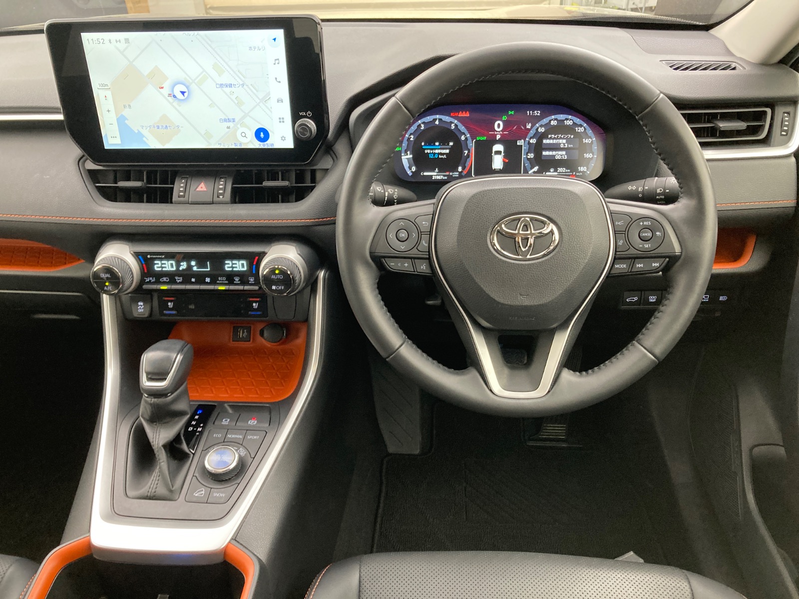 トヨタ RAV4 Adventure GAS 2.0L 4WD(5人乗り) ガソリン 2022年