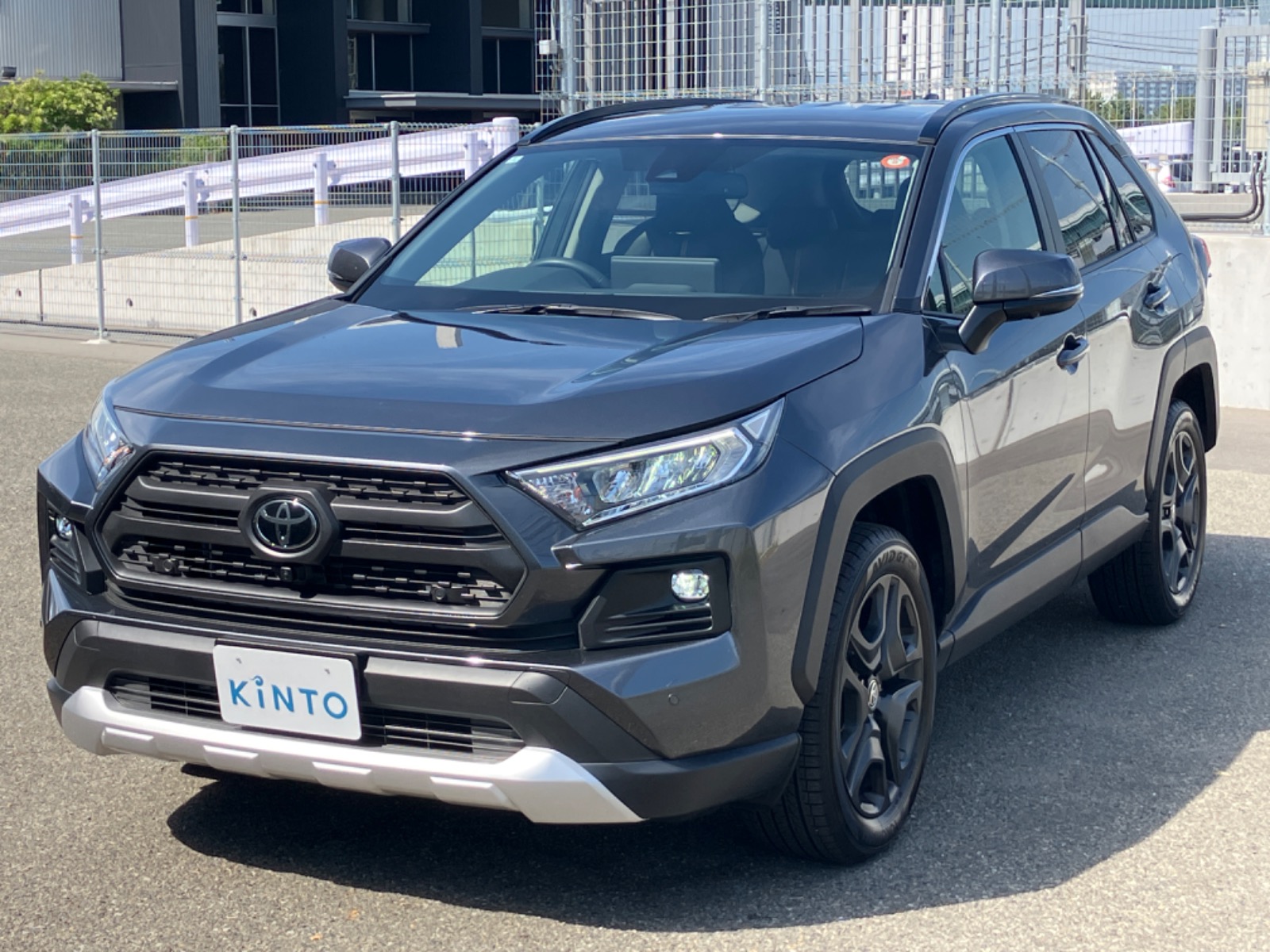 トヨタ RAV4 Adventure GAS 2.0L 4WD(5人乗り) ガソリン 2024年