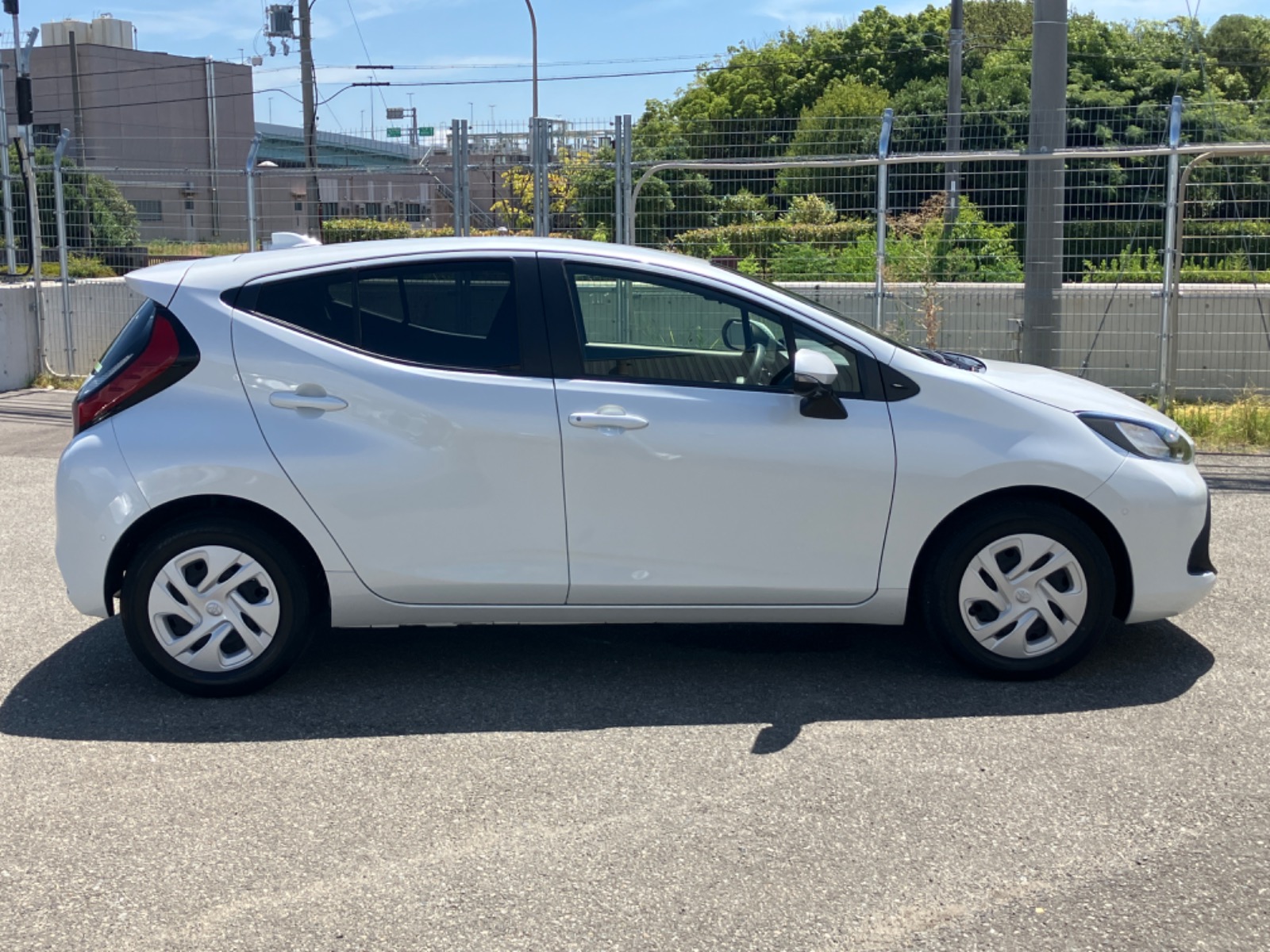 トヨタ アクア X HEV 1.5L 2WD(5人乗り) ハイブリッド 2023年式