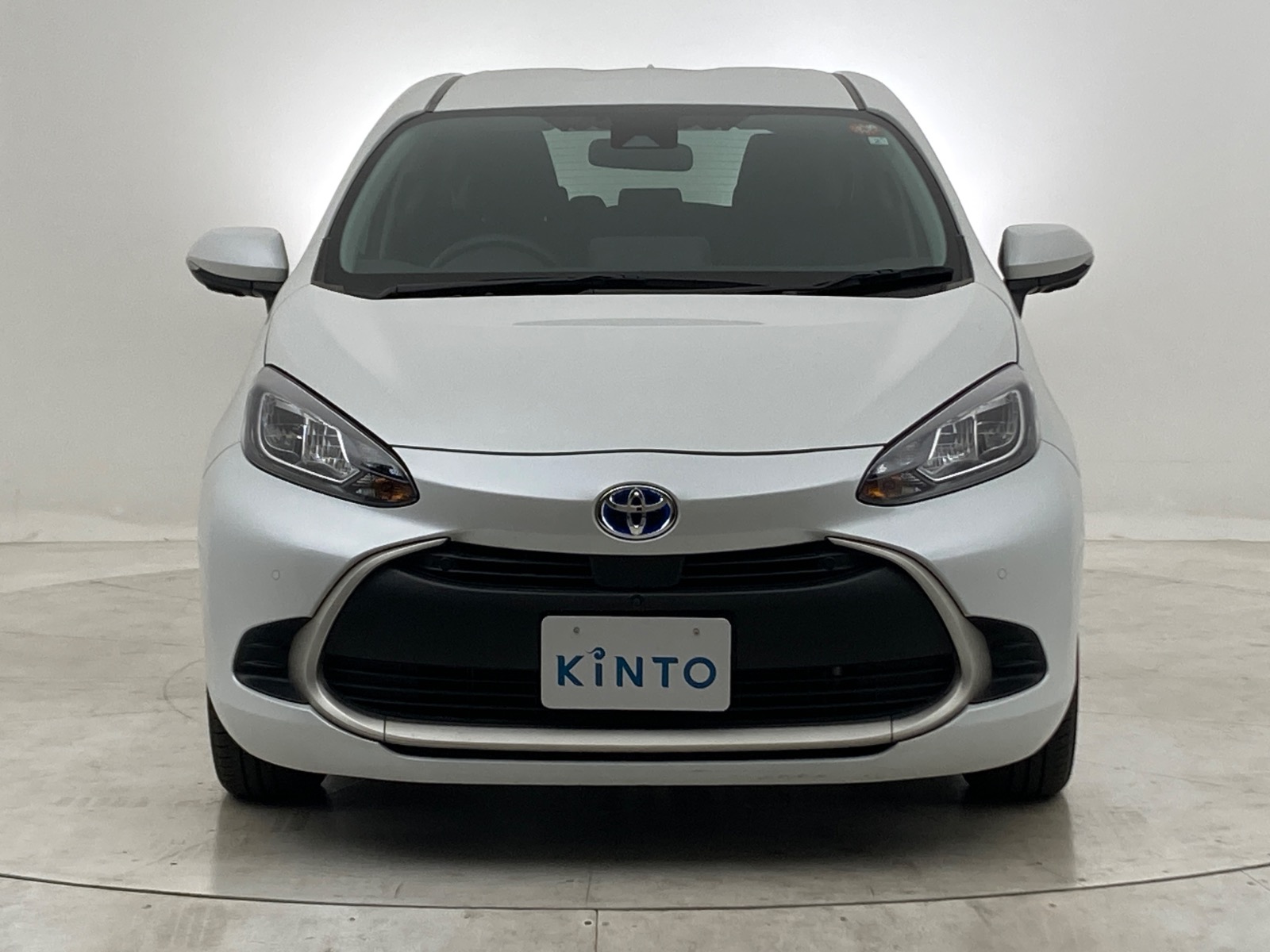 トヨタ アクア G HEV 1.5L 2WD(5人乗り) ハイブリッド 2023年式