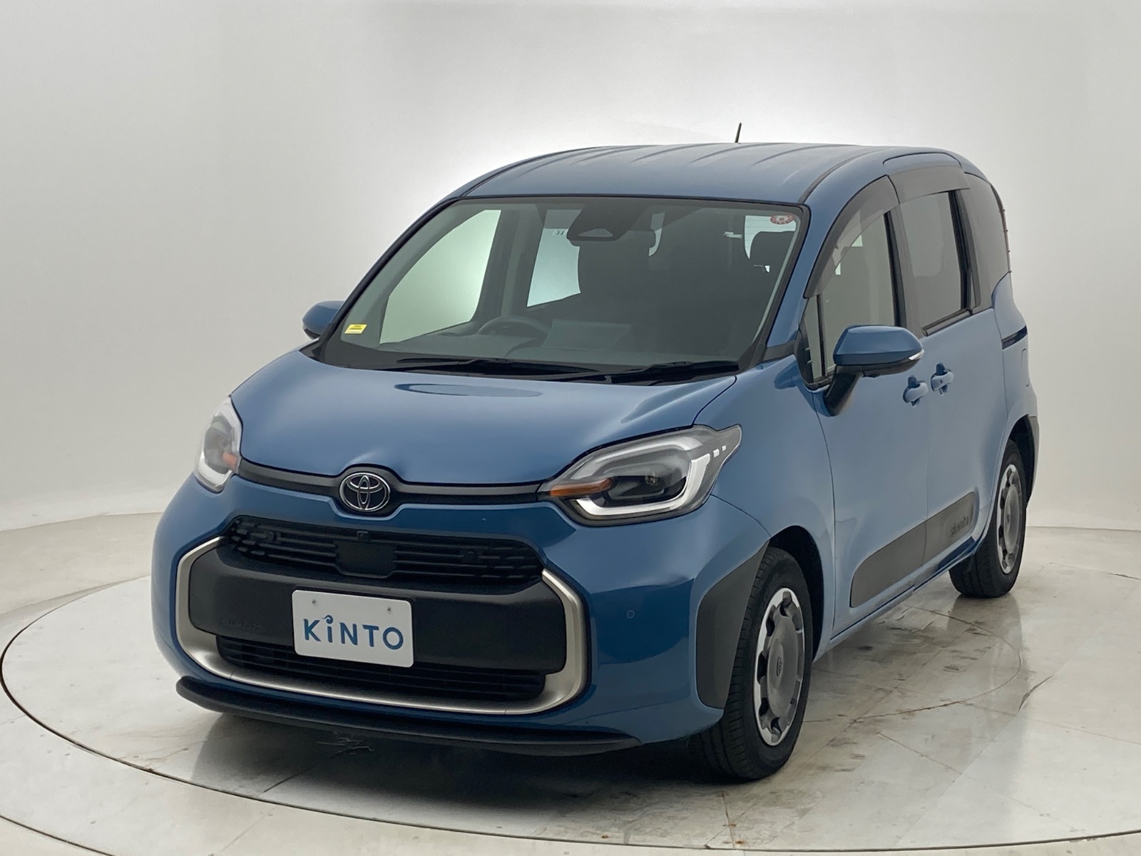 トヨタ シエンタ Z HEV 1.5L 2WD(5人乗り) ハイブリッド 2022年式 グレイッシュブルー [1221]の詳細｜【KINTO  ONE(中古車)】トヨタの中古車サブスク（フルサービスリース）