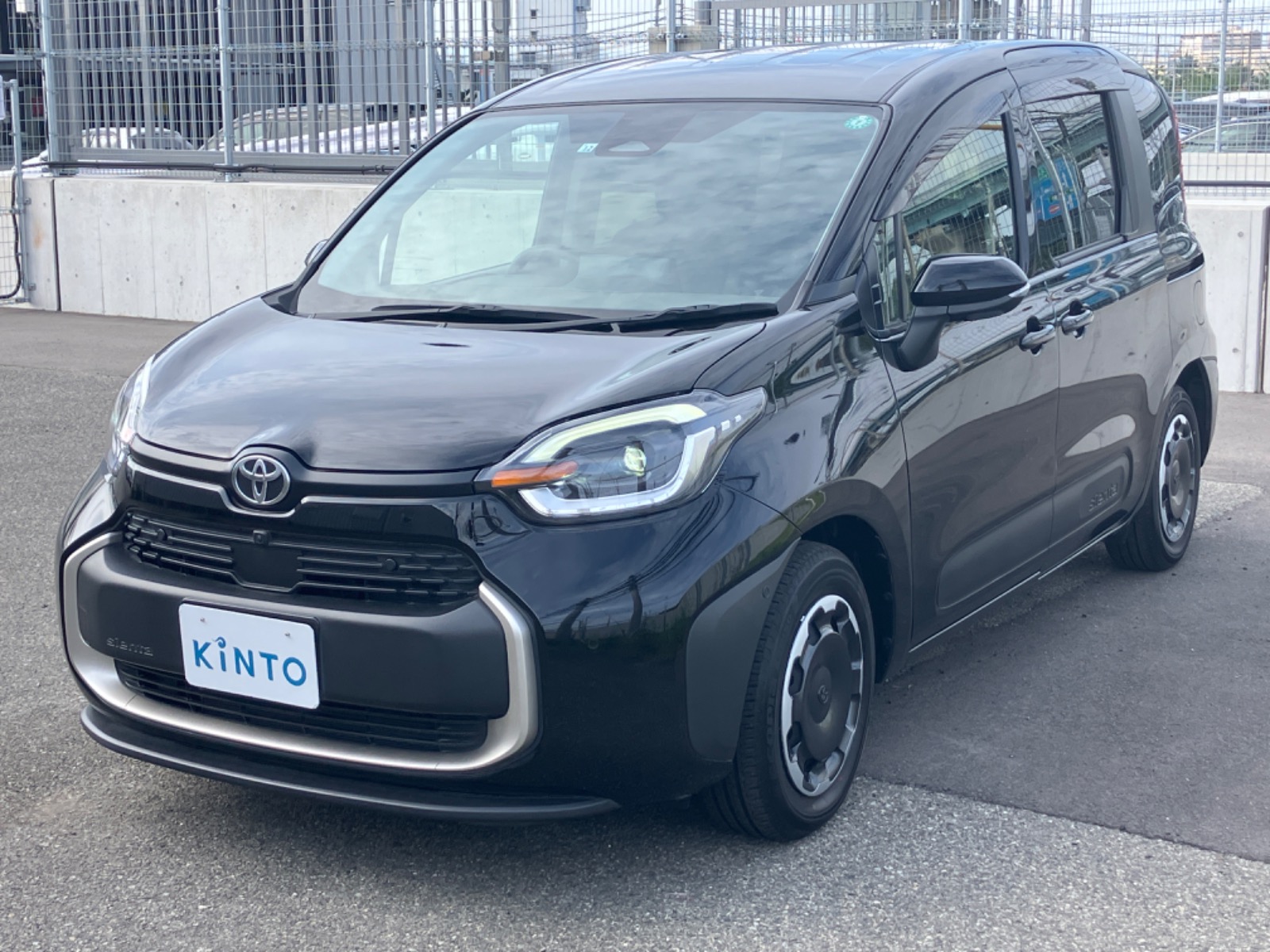 トヨタ シエンタ Z HEV 1.5L 2WD(7人乗り) ハイブリッド 2022年
