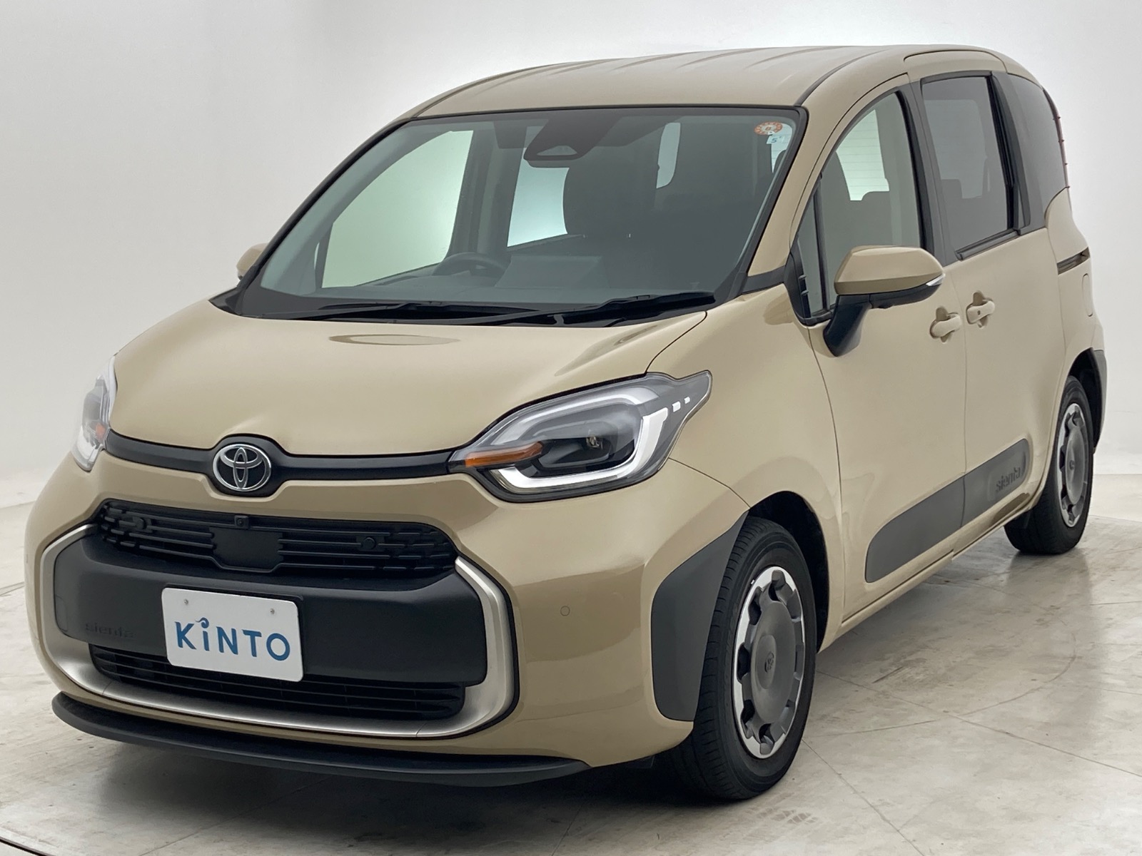 トヨタ シエンタ Z HEV 1.5L 2WD(7人乗り) ハイブリッド 2023年式