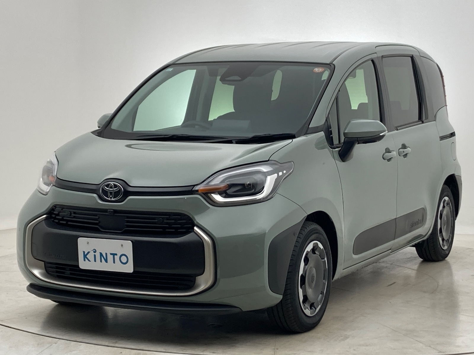 evff5 即完売 新品 HIDAHIDA TOP カーキ 私たちの初めての新車、2025年のハイブリッドXLEウッドランド
