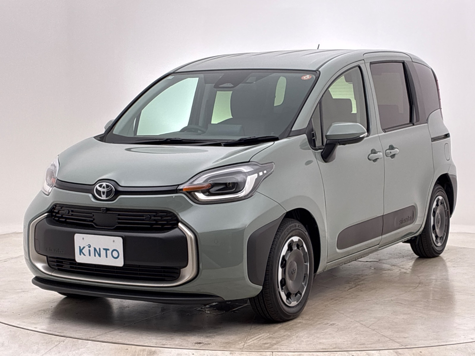 トヨタ シエンタ Z HEV 1.5L 2WD(7人乗り) ハイブリッド 2025年式