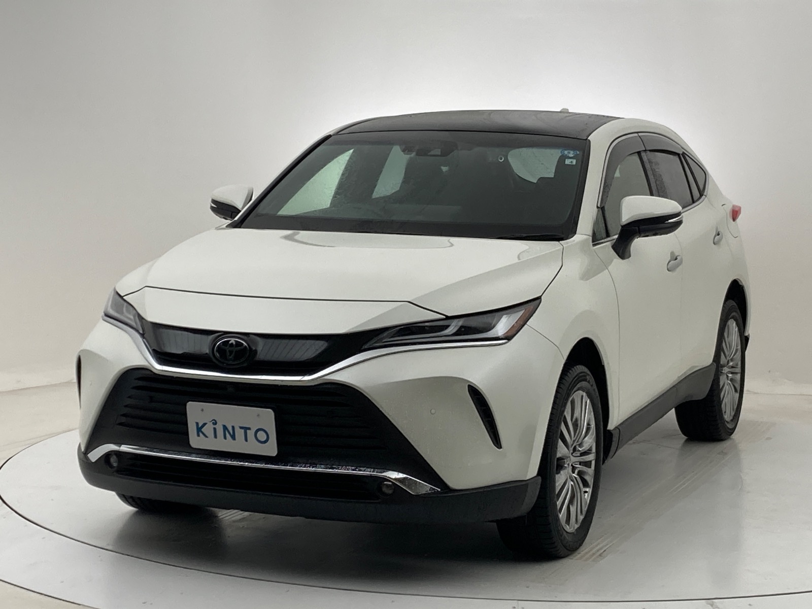 ハリアーの黒い車・沈下橋？・#ジブリ・カオナシとコラボ・斬新