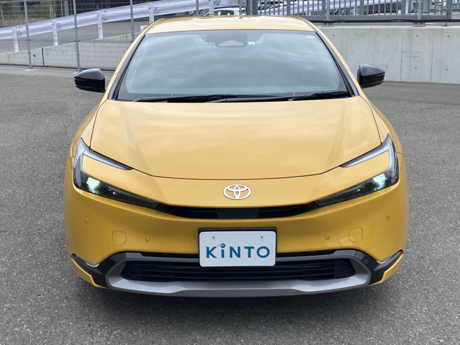 トヨタ プリウス Z HEV 2.0L 2WD(5人乗り) ハイブリッド 2023年式
