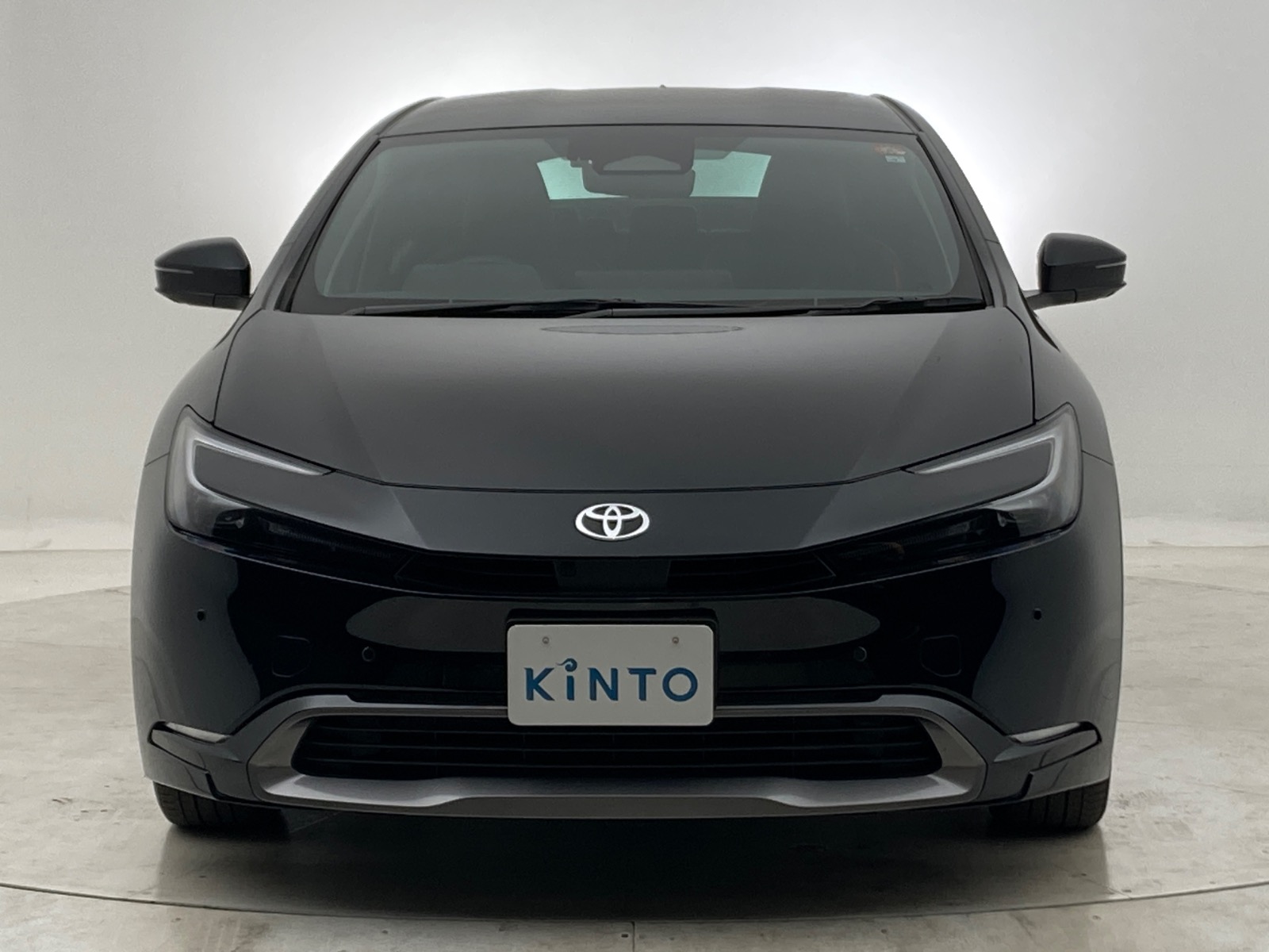 トヨタ プリウス Z HEV 2.0L 4WD(5人乗り) ハイブリッド 2023年式