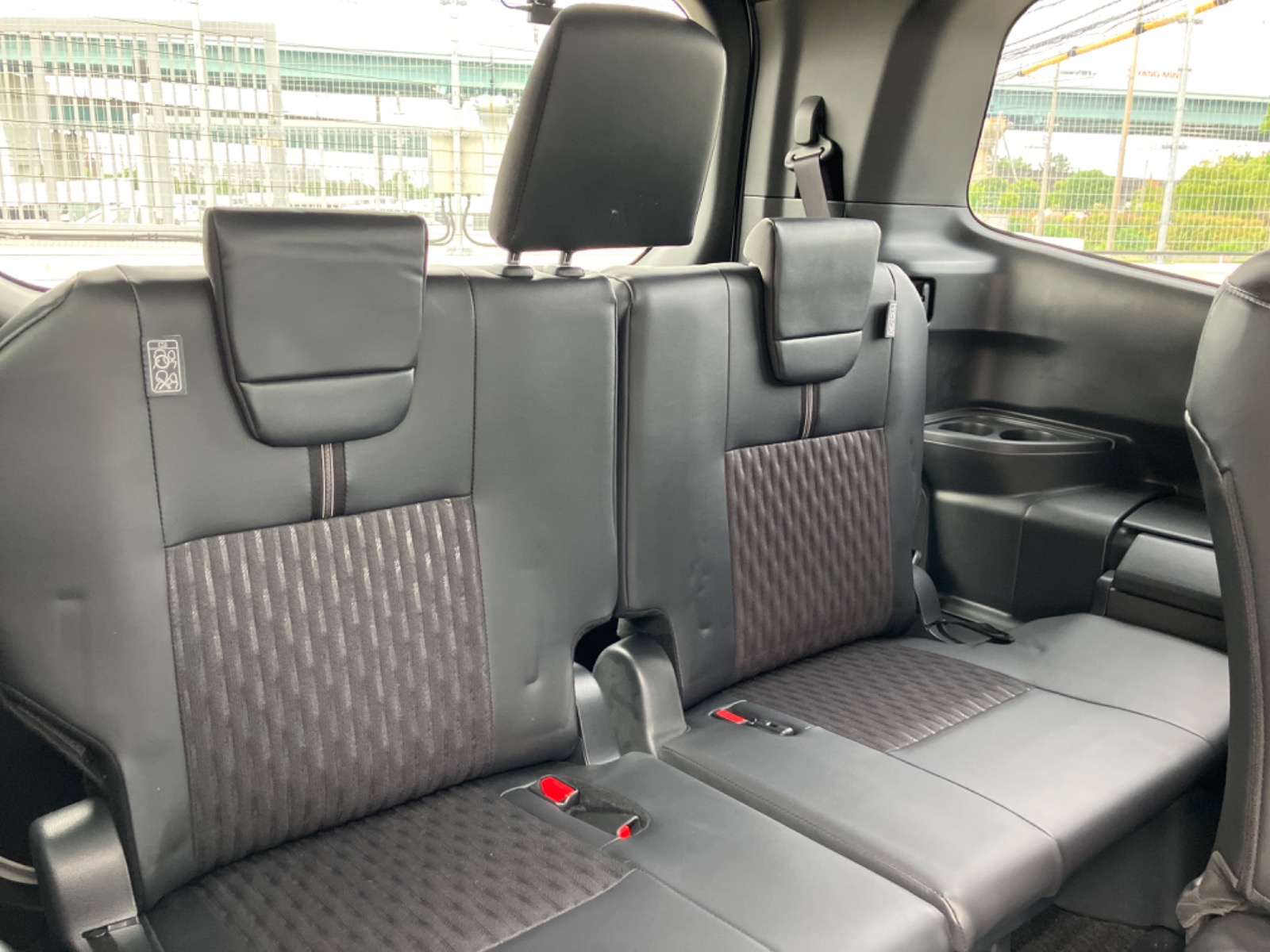 トヨタ ノア S-Z GAS 2.0L 2WD(7人乗り) ガソリン 2023年式 ホワイト