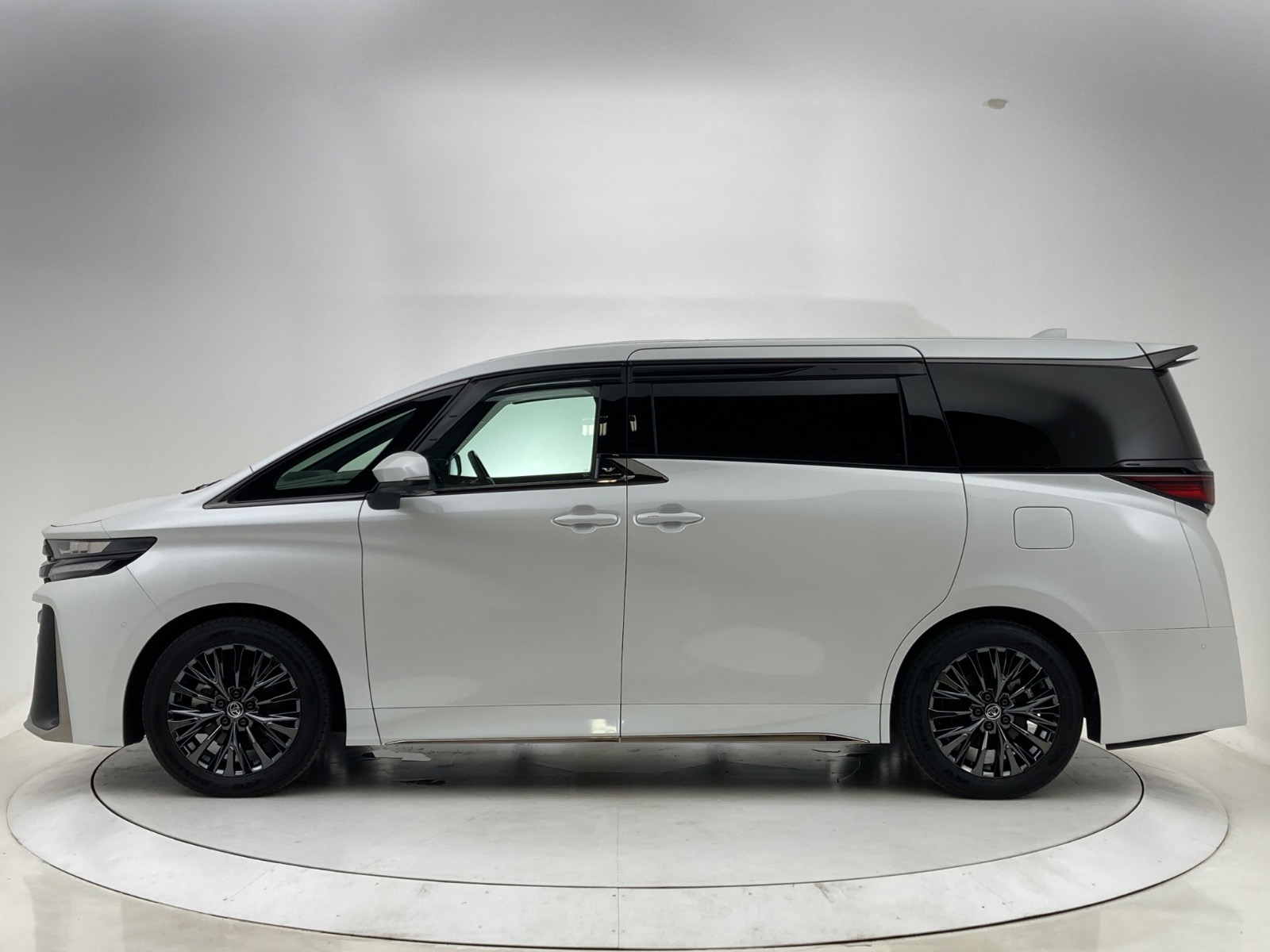 トヨタ ヴェルファイア Z Premier GAS 2.4L+ターボ 2WD(7人乗り